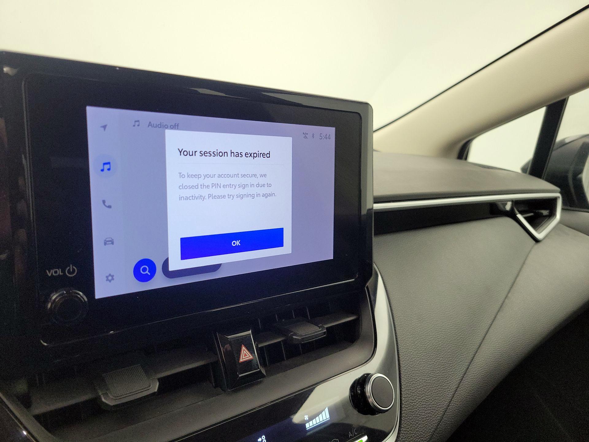 Thumbnail: 2023 Toyota Corolla - 15