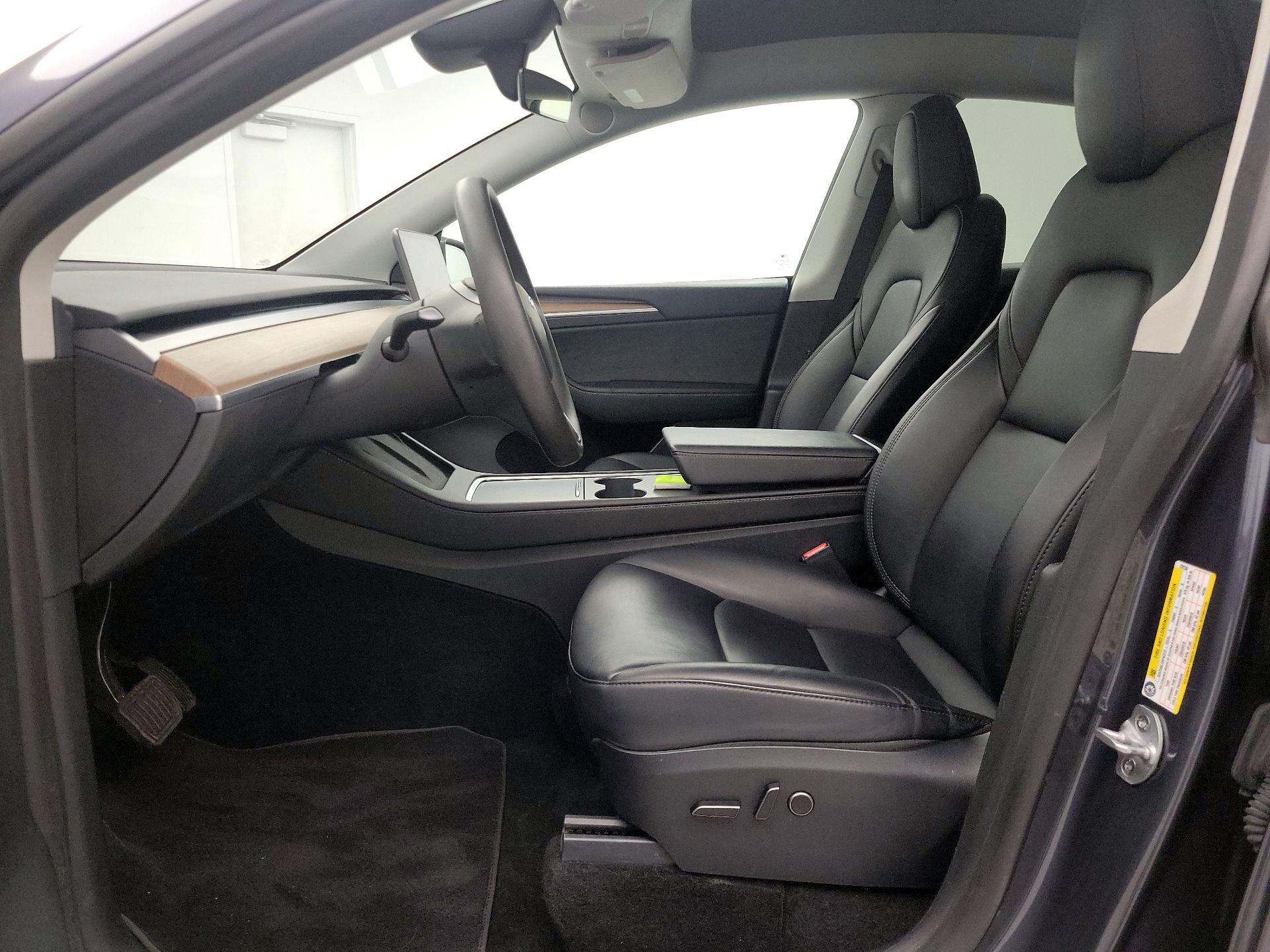 Thumbnail: 2023 Tesla Model Y - 11