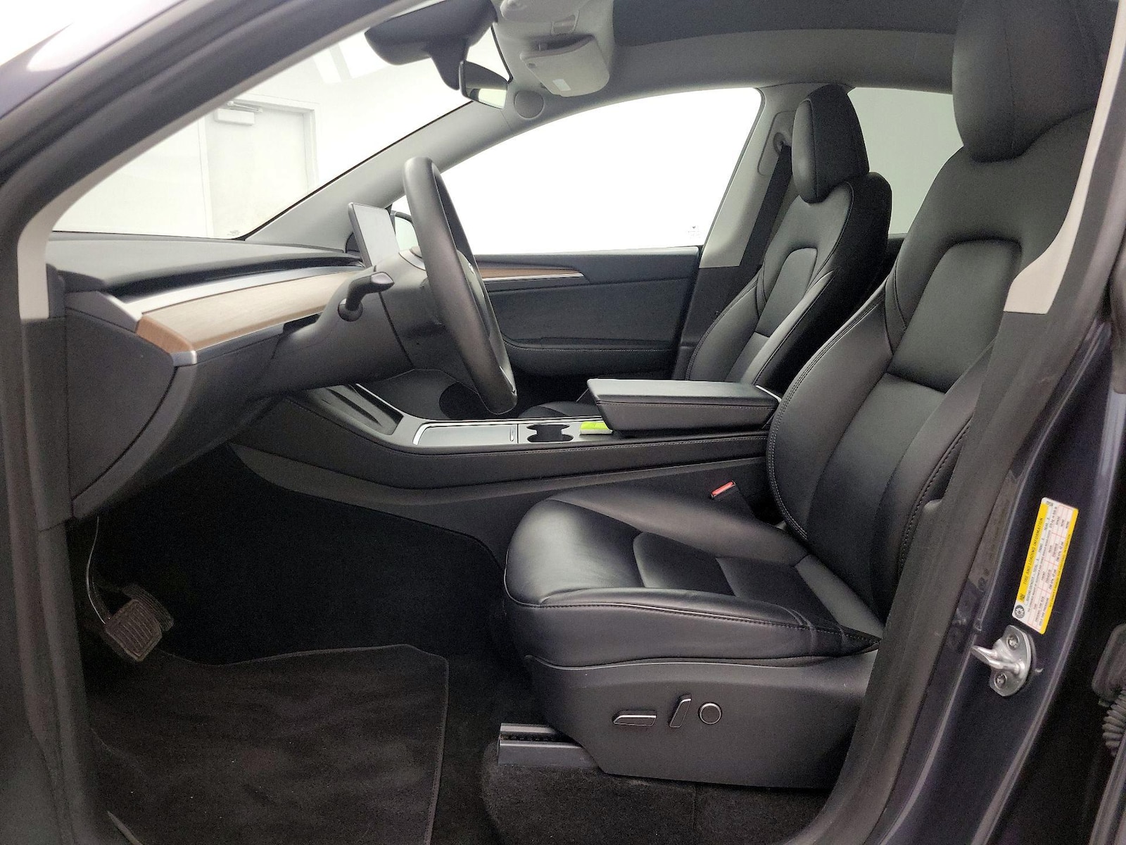 2023 Tesla Model Y Long Range - Photo 12