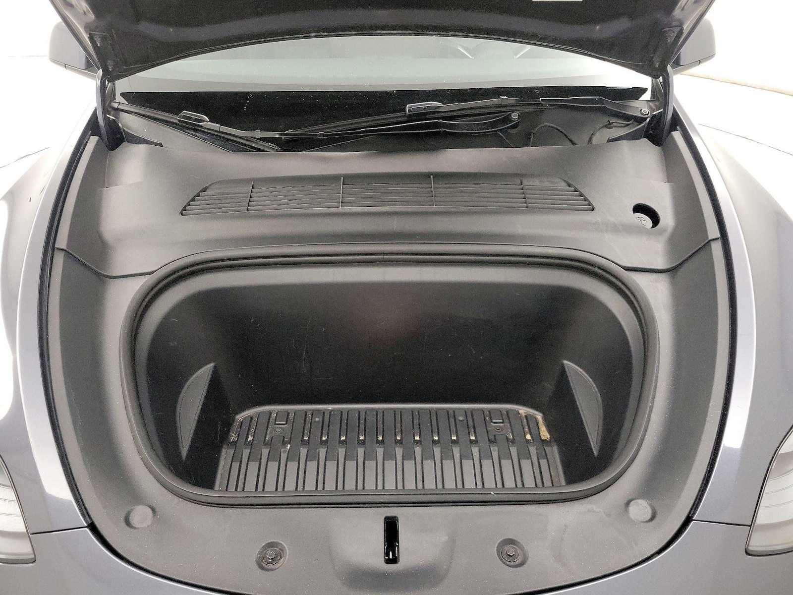 2023 Tesla Model Y Long Range - Photo 22