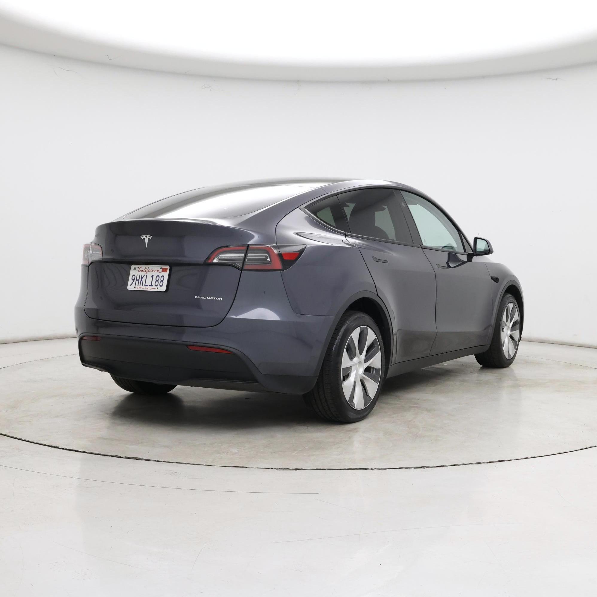 Thumbnail: 2023 Tesla Model Y - 8