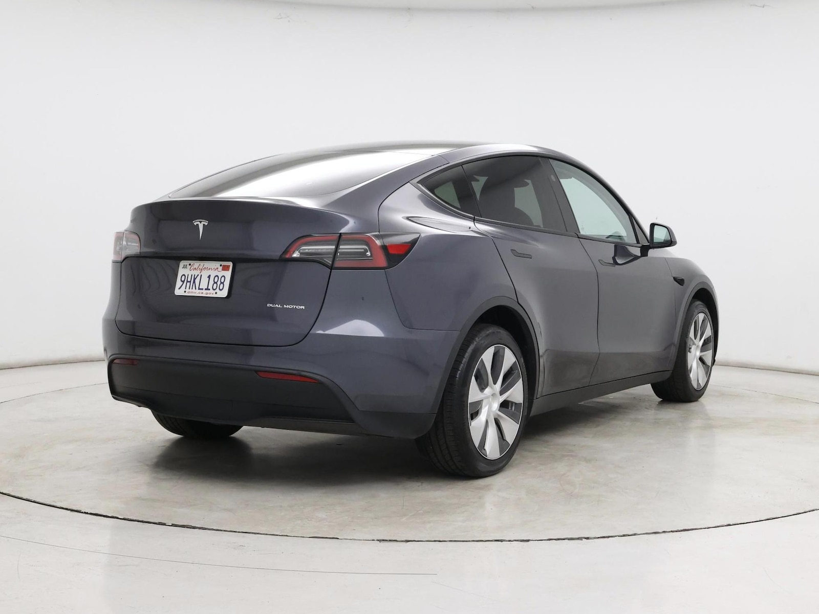 2023 Tesla Model Y Long Range - Photo 9