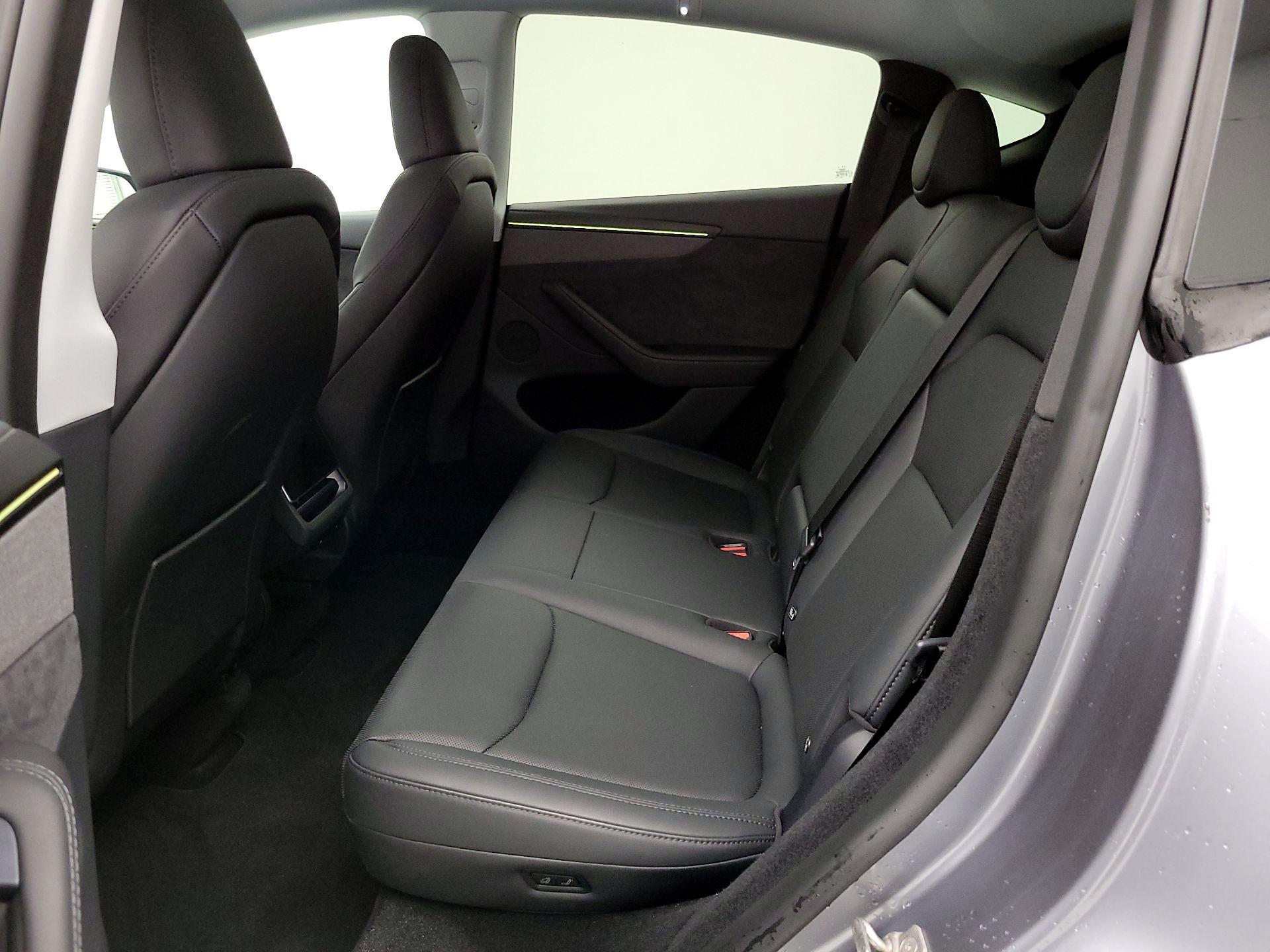 Thumbnail: 2026 Tesla Model Y - 19