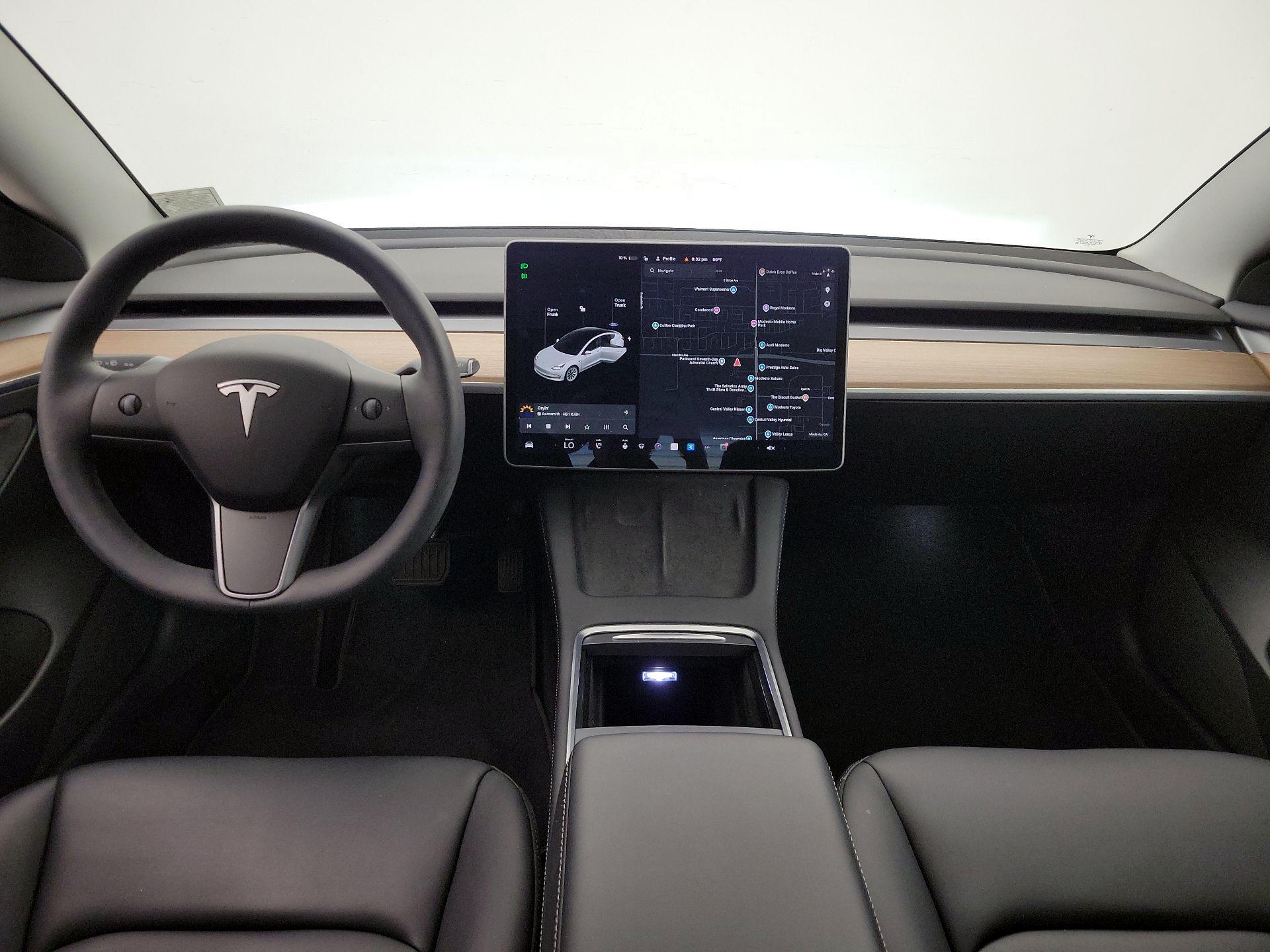 Thumbnail: 2022 Tesla Model 3 - 9