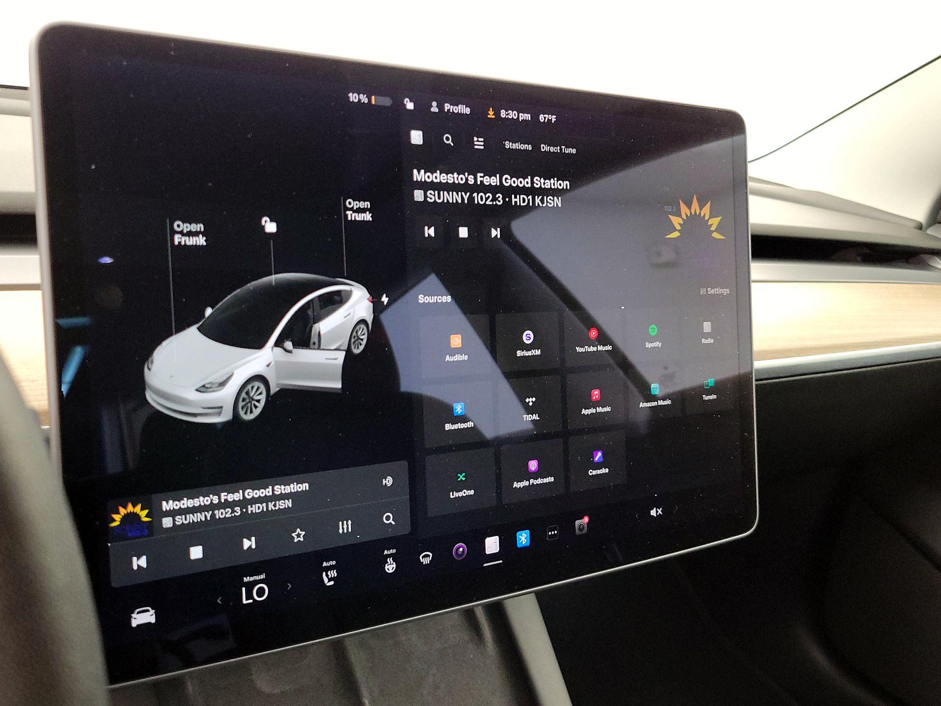 Thumbnail: 2022 Tesla Model 3 - 15