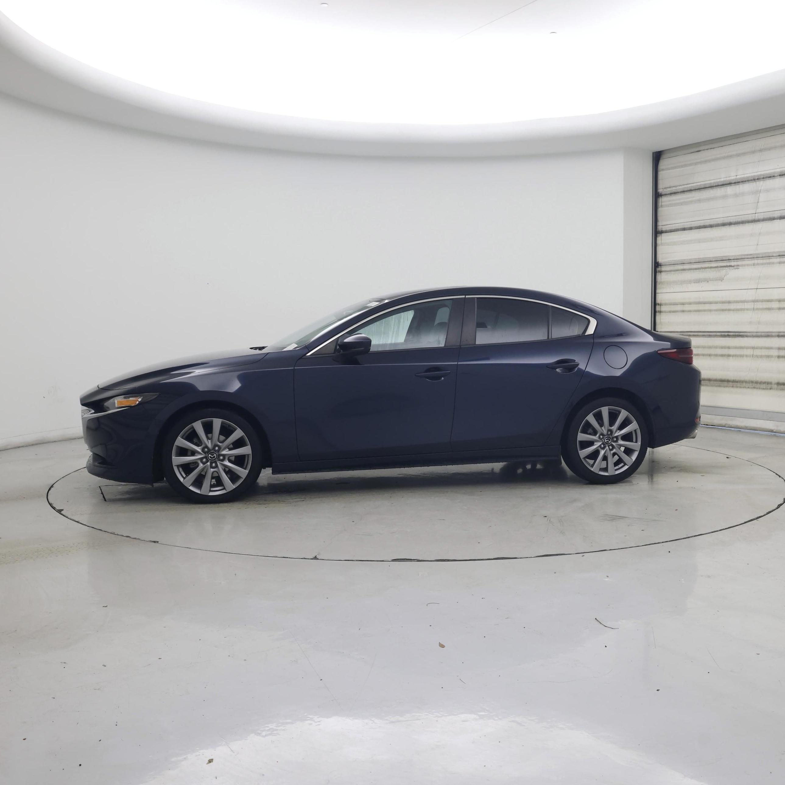 Thumbnail: 2021 Mazda Mazda3 - 3