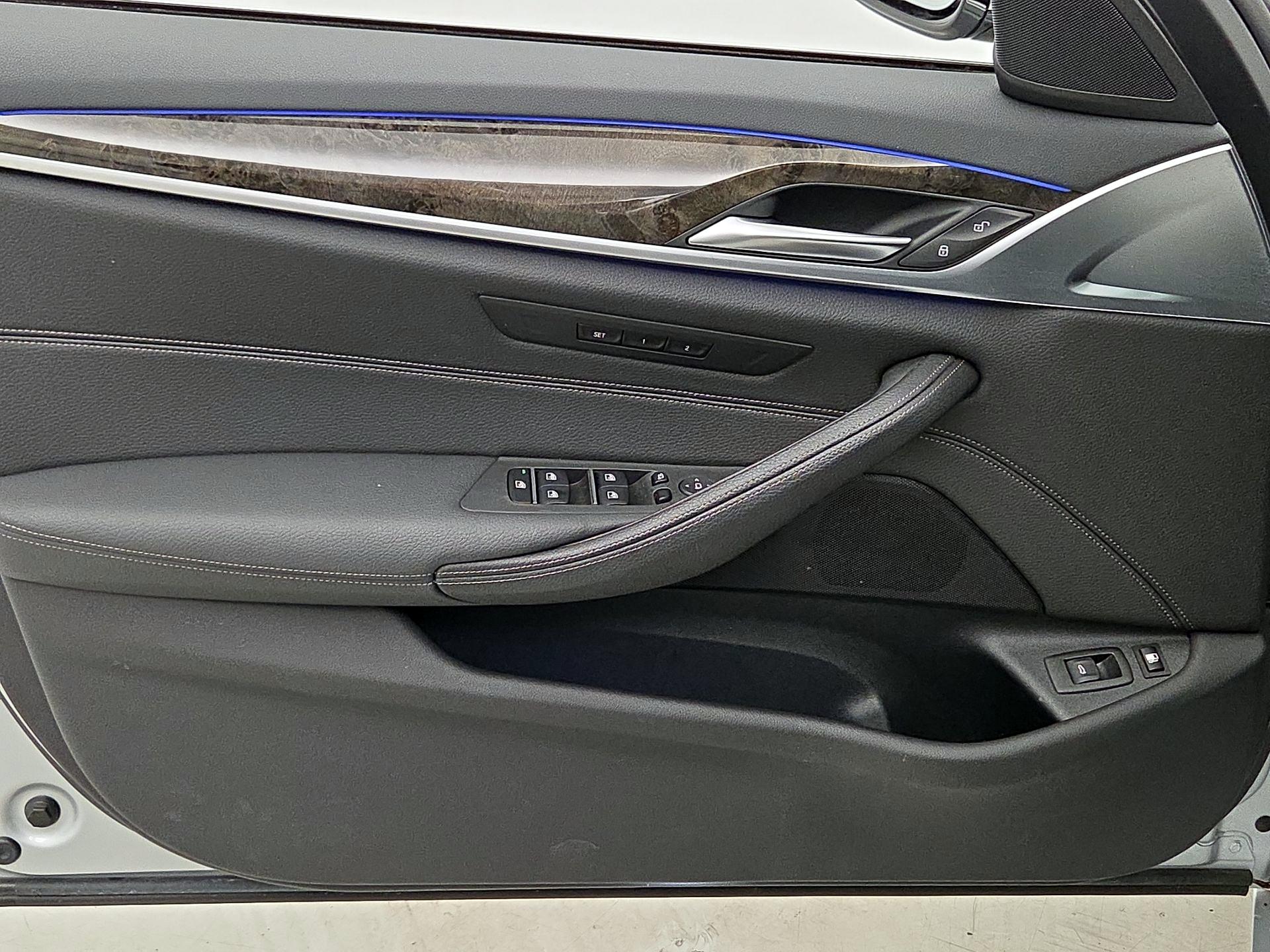 Thumbnail: 2019 BMW 5 Series - 12