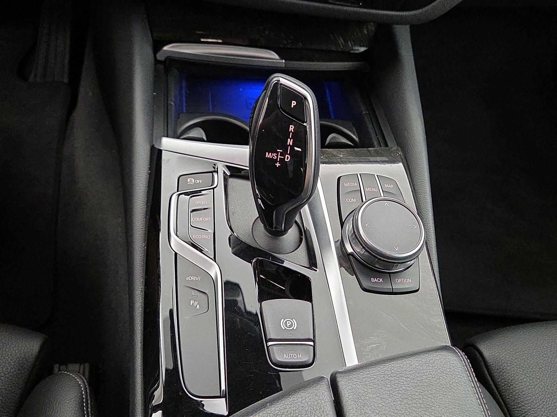 Thumbnail: 2019 BMW 5 Series - 18
