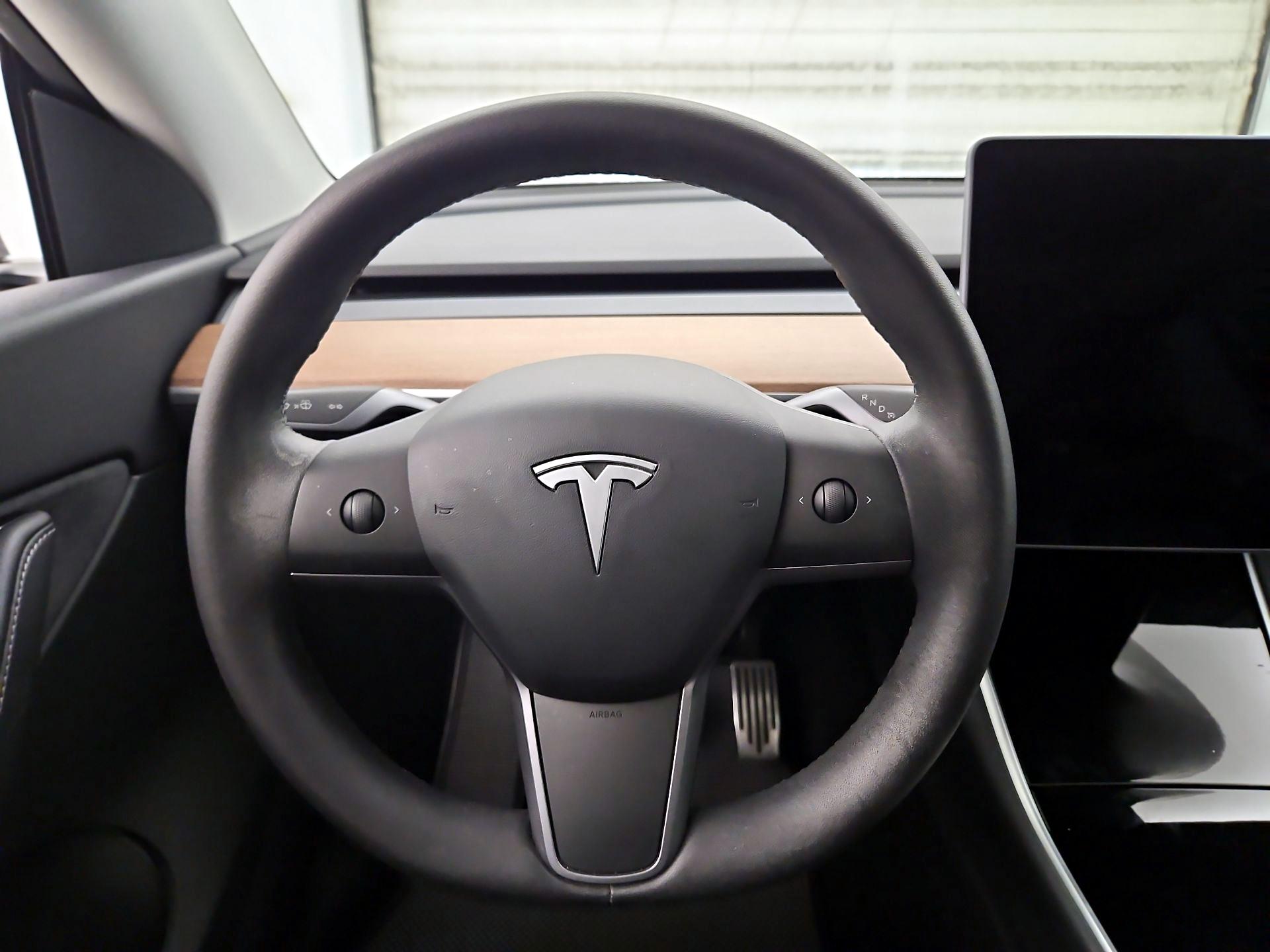 Thumbnail: 2021 Tesla Model Y - 10