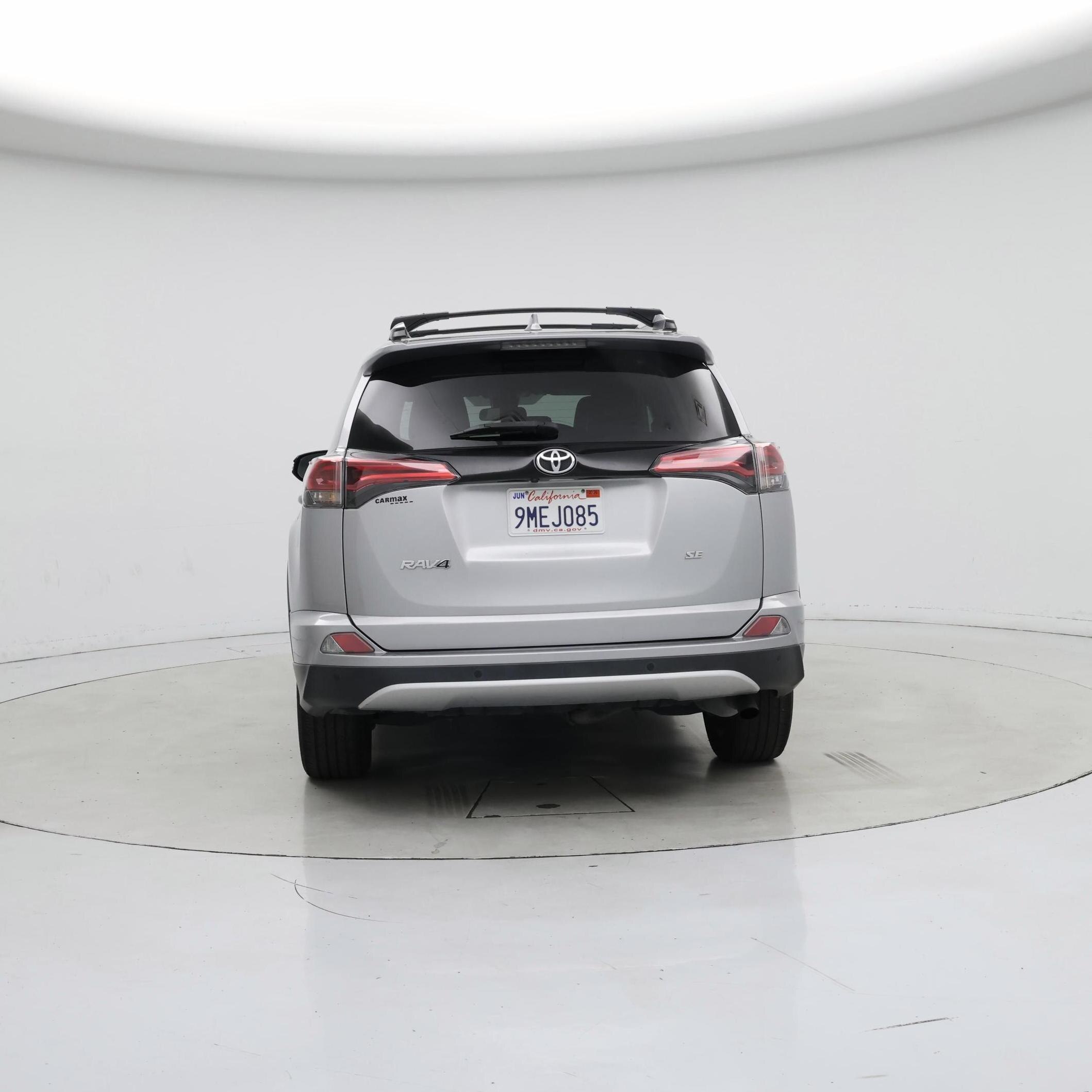 Thumbnail: 2016 Toyota RAV4 - 6