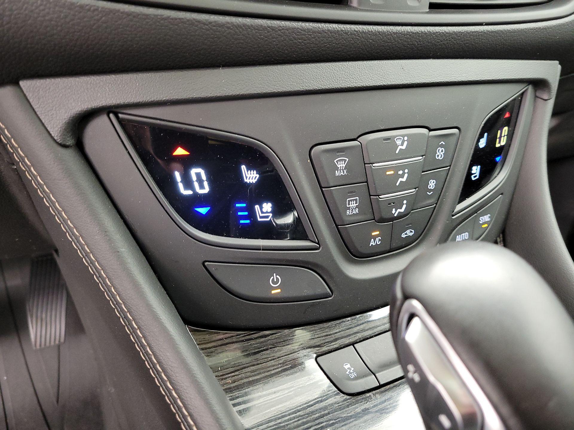 Thumbnail: 2018 Buick Envision - 17
