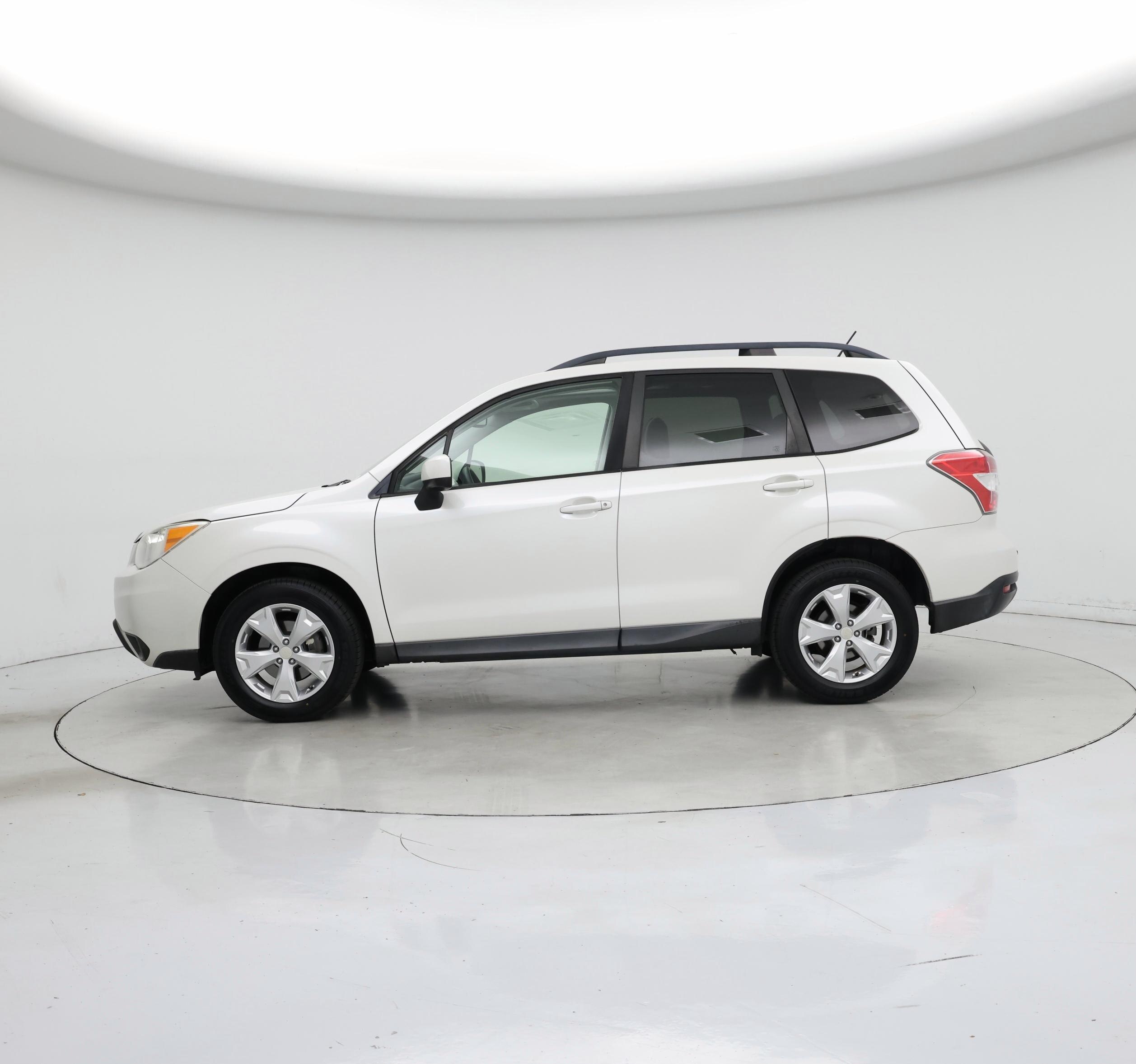 Thumbnail: 2015 Subaru Forester - 3