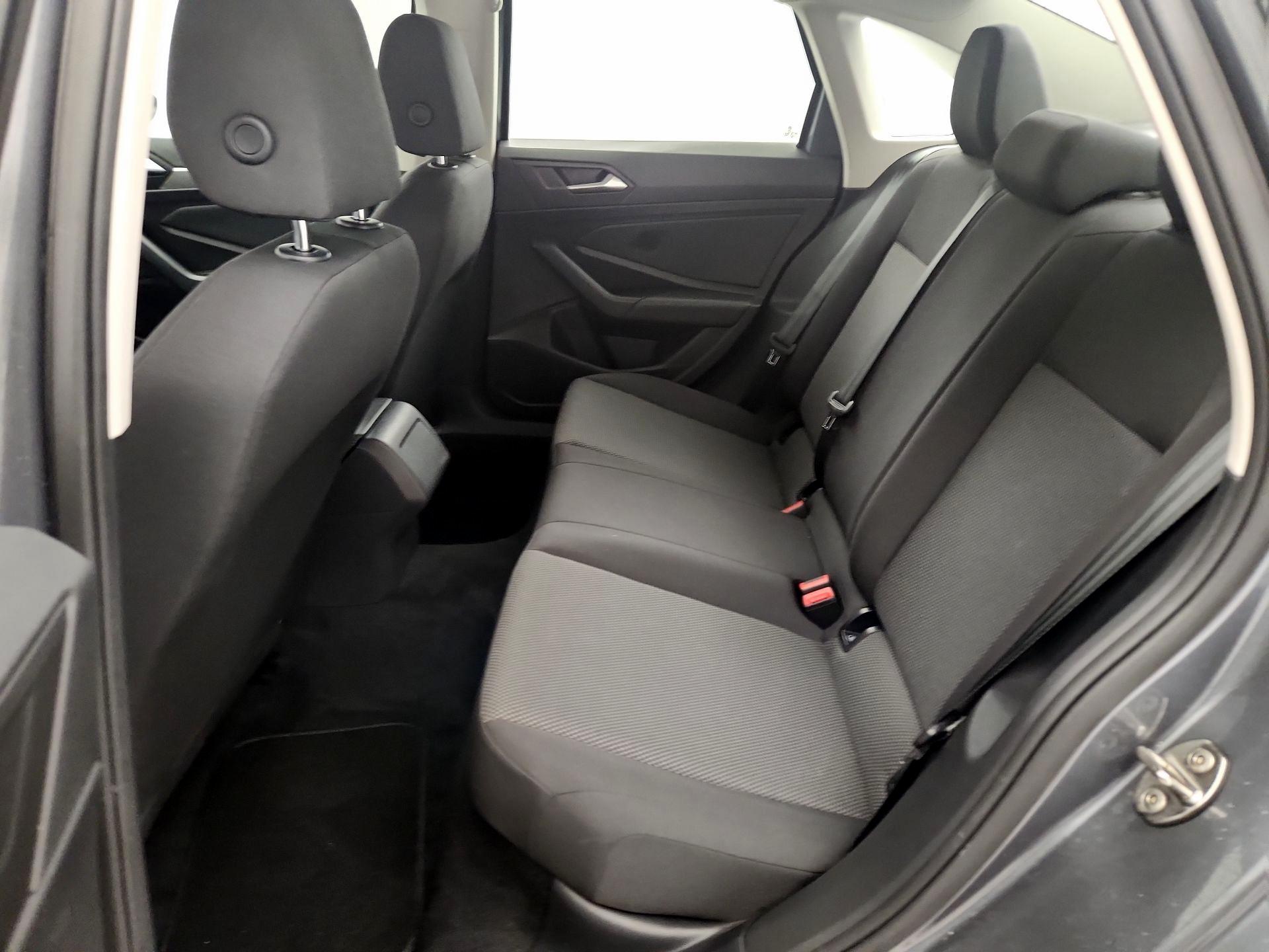 Thumbnail: 2019 Volkswagen Jetta - 19