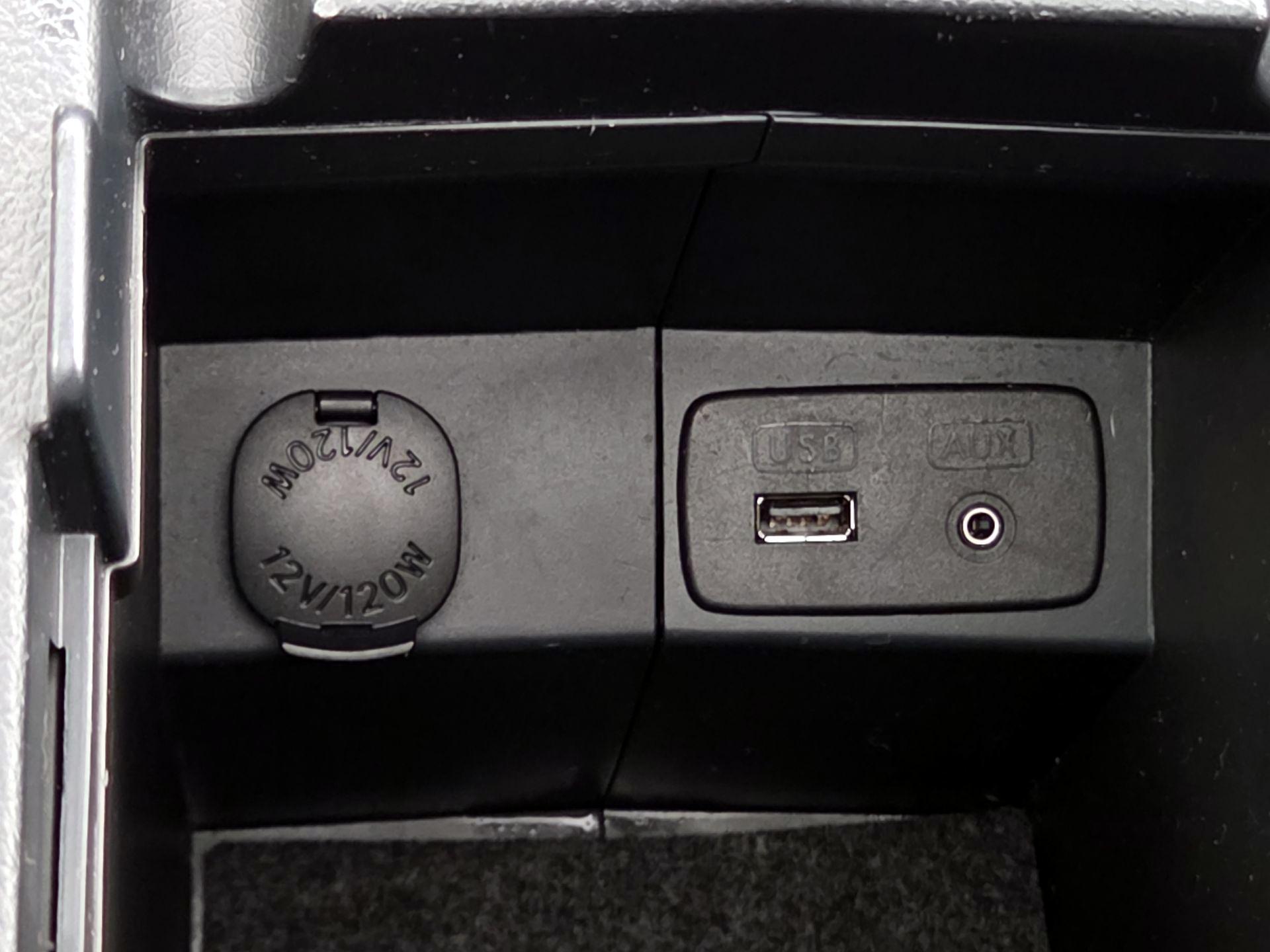 Thumbnail: 2015 Subaru Forester - 19