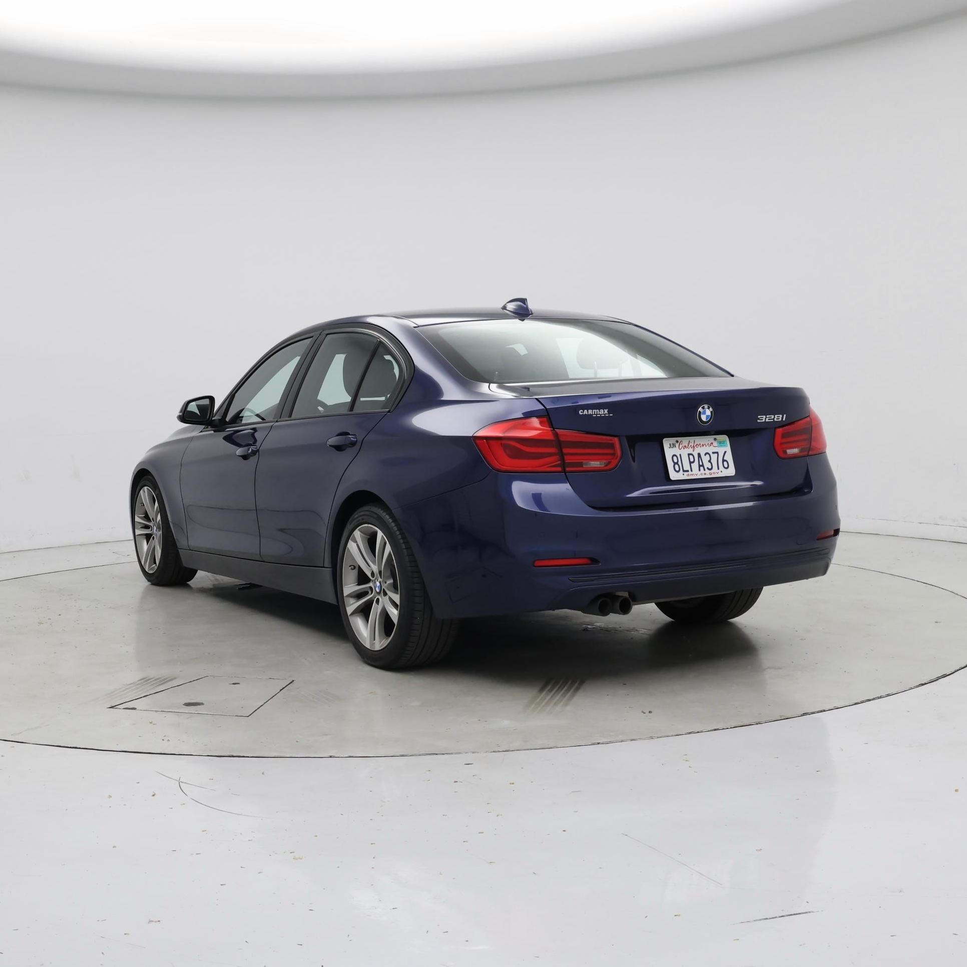 Thumbnail: 2016 BMW 3 Series - 2