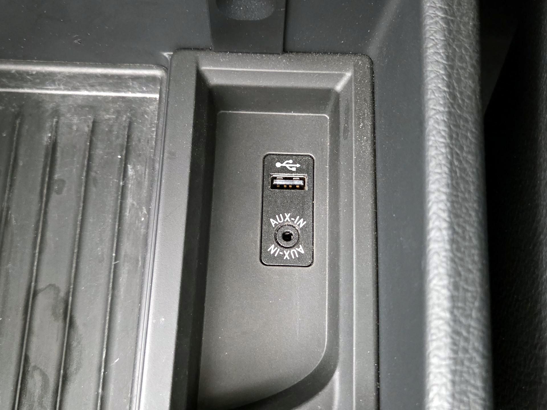 Thumbnail: 2016 BMW 3 Series - 19