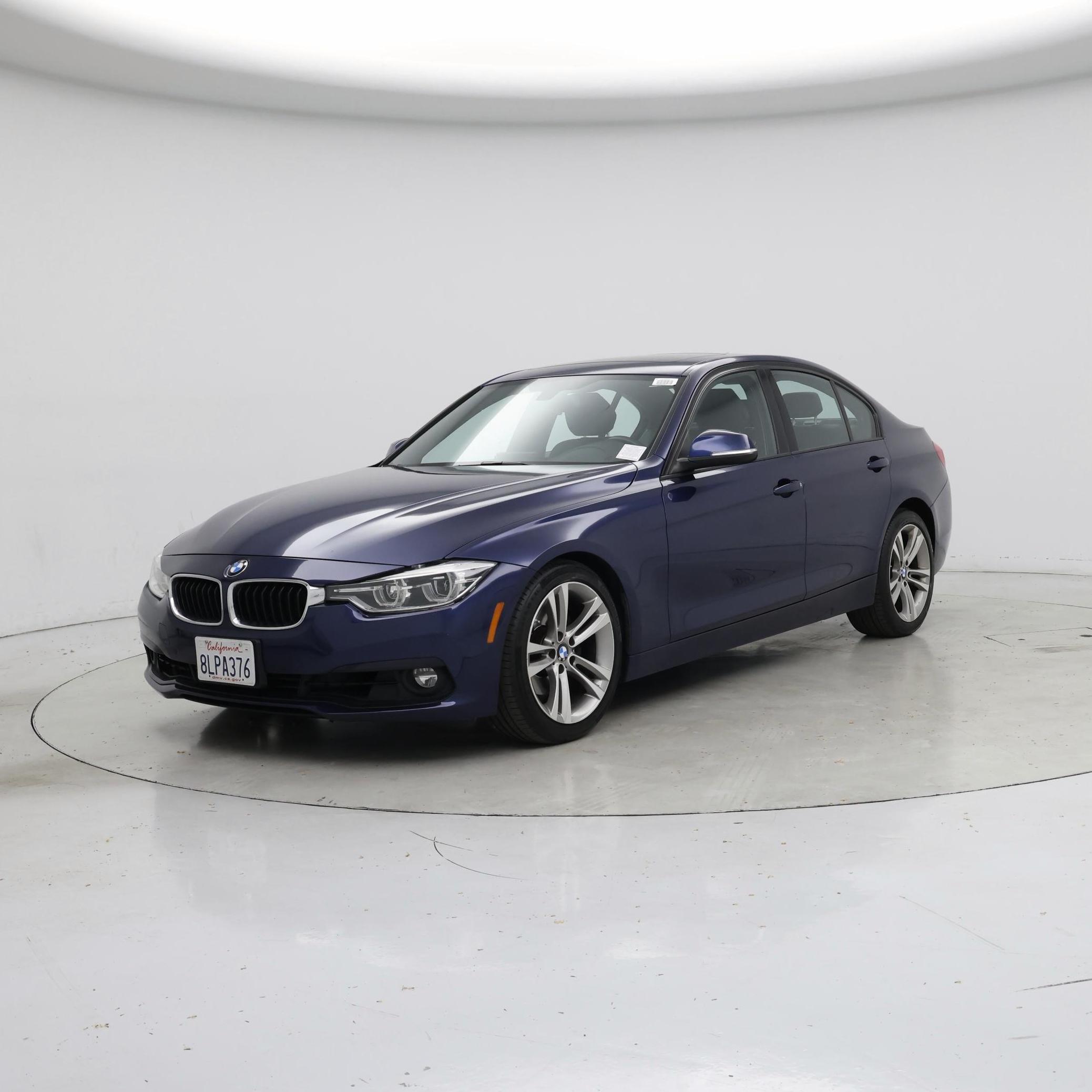 Thumbnail: 2016 BMW 3 Series - 4