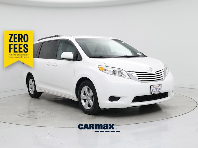 White 2016 Toyota Sienna Minivan Front-Wheel Drive Automatic