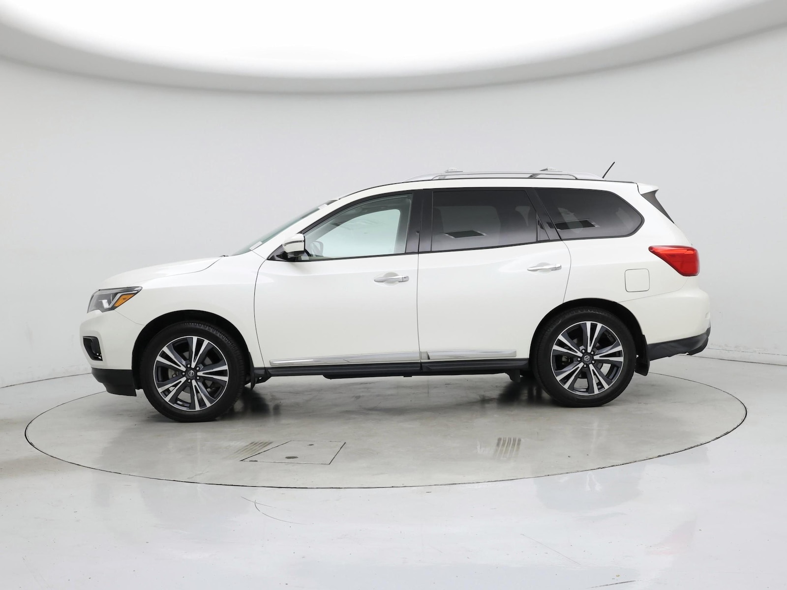 2018 Nissan Pathfinder Platinum - Photo 4