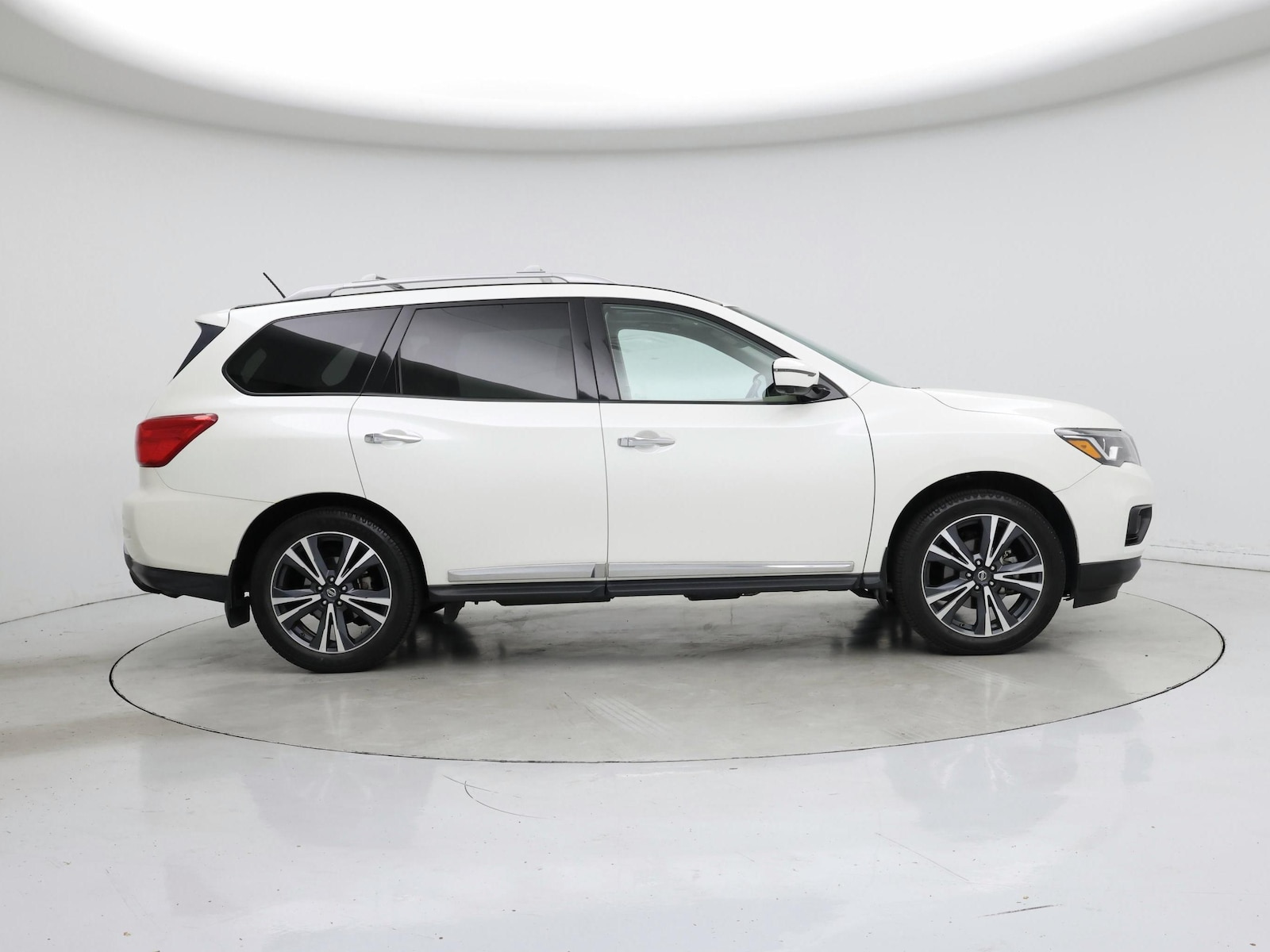 2018 Nissan Pathfinder Platinum - Photo 8
