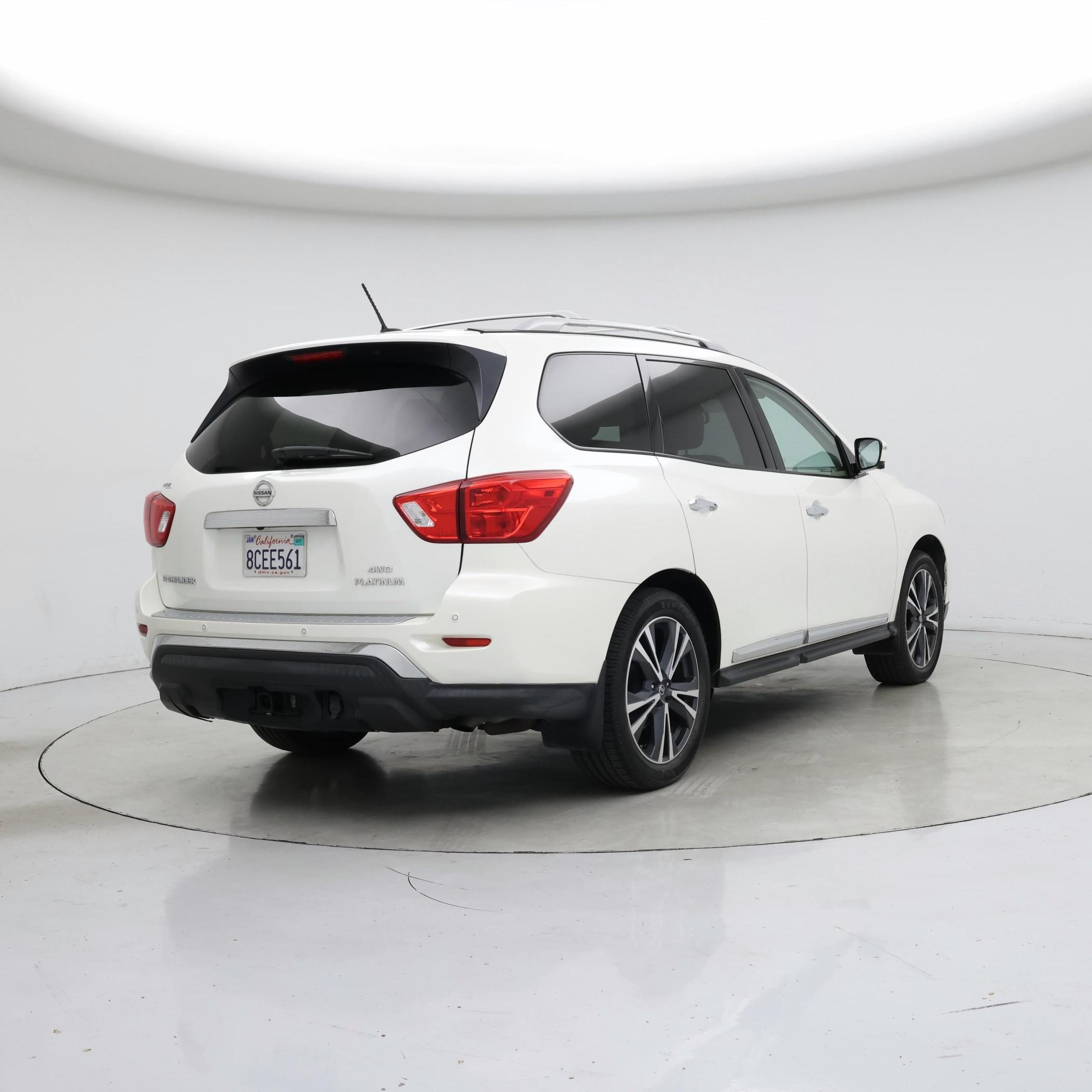 Thumbnail: 2018 Nissan Pathfinder - 8