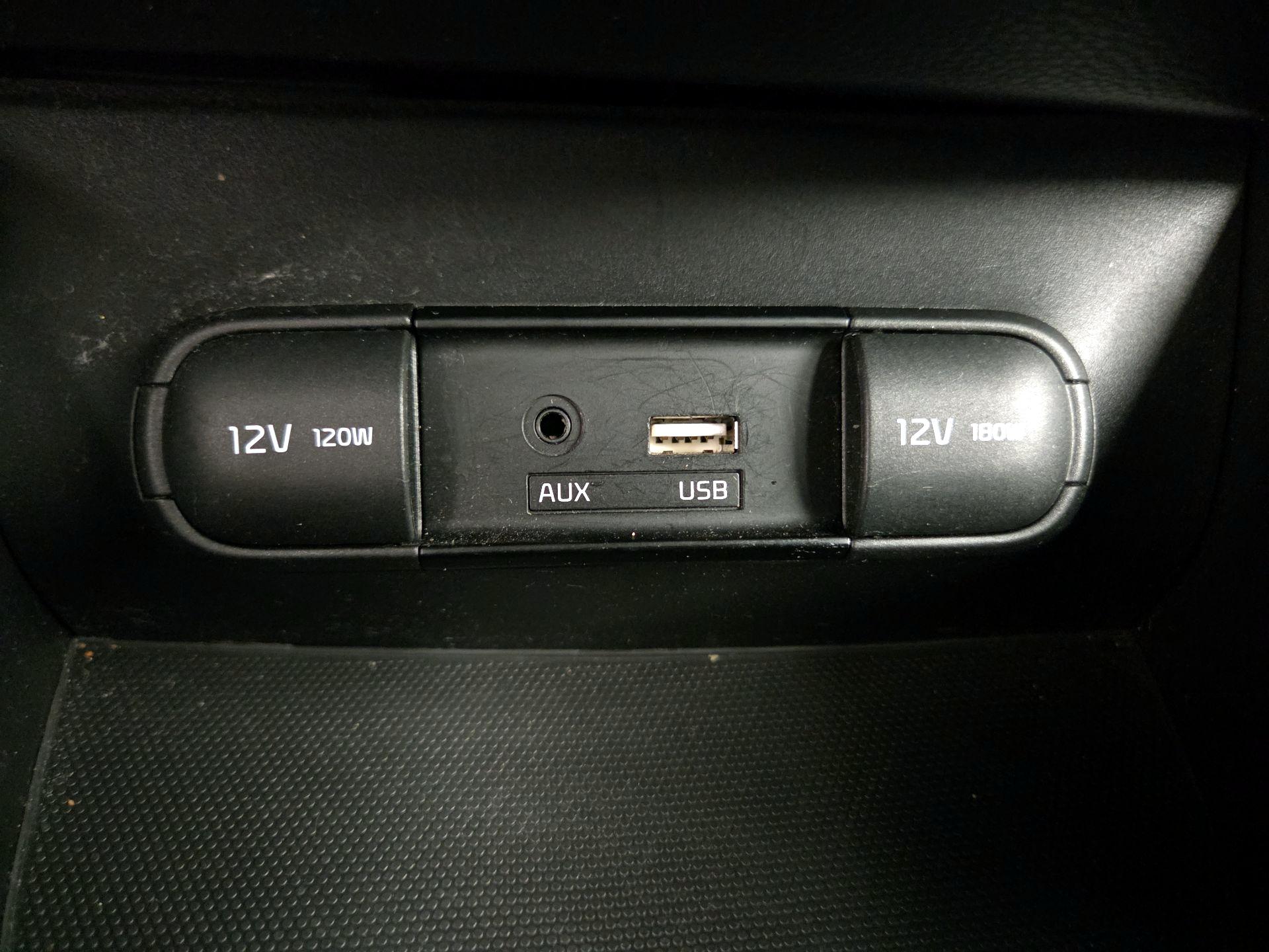 Thumbnail: 2019 Kia Soul - 18