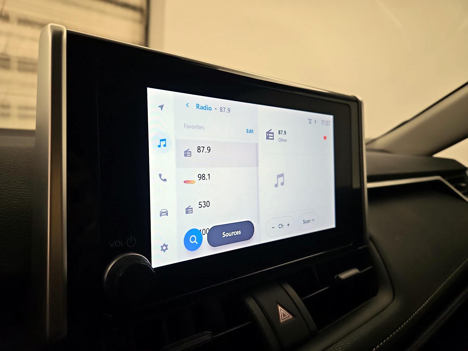 Thumbnail: 2024 Toyota RAV4 - 15