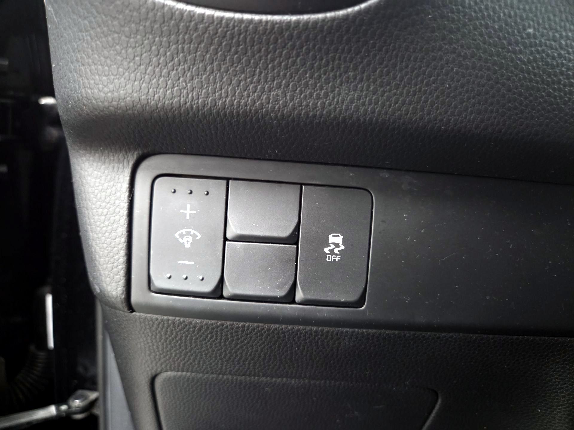 Thumbnail: 2016 Kia Soul - 13