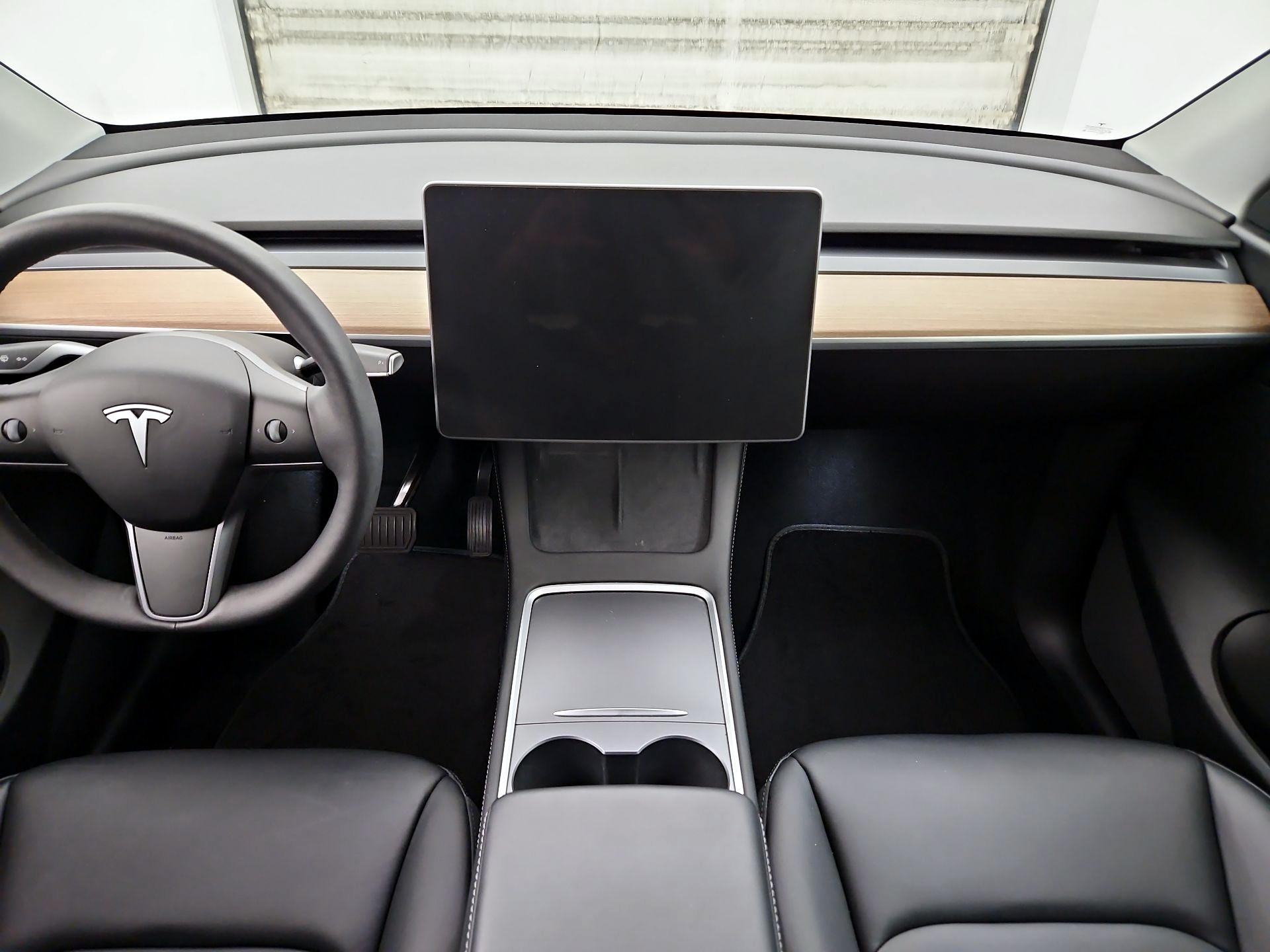 Thumbnail: 2022 Tesla Model Y - 9