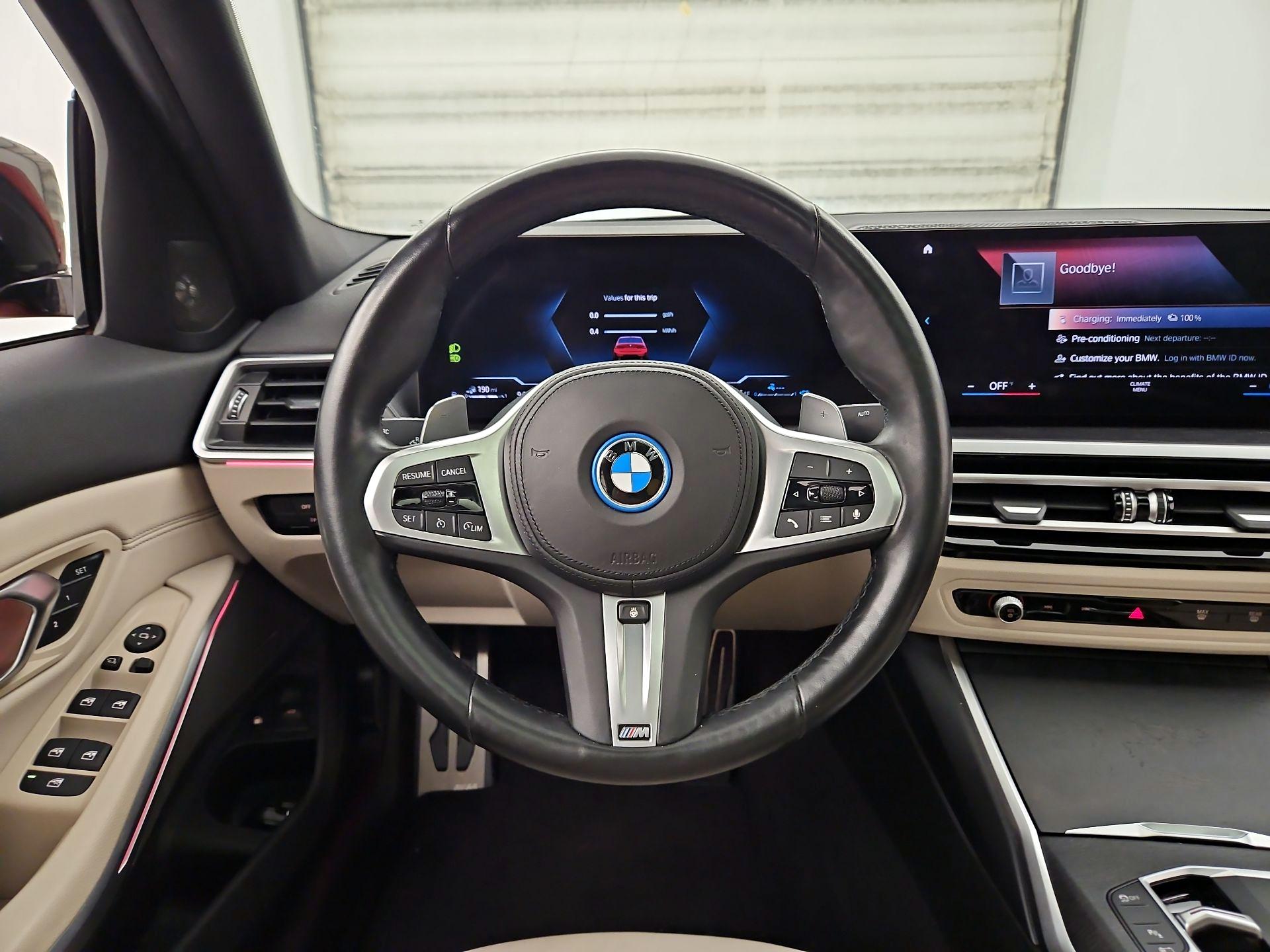 Thumbnail: 2023 BMW 3 Series - 10