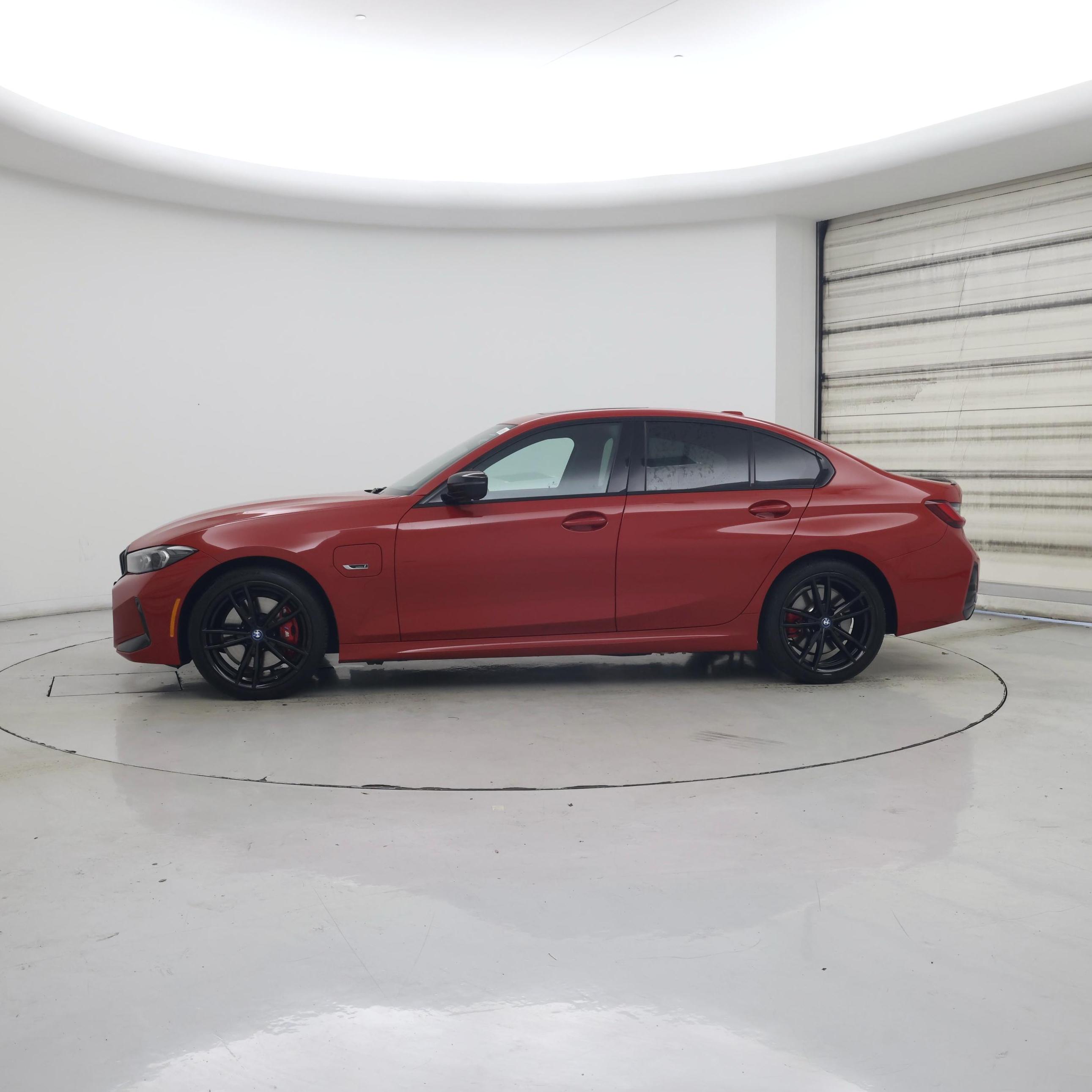 Thumbnail: 2023 BMW 3 Series - 3