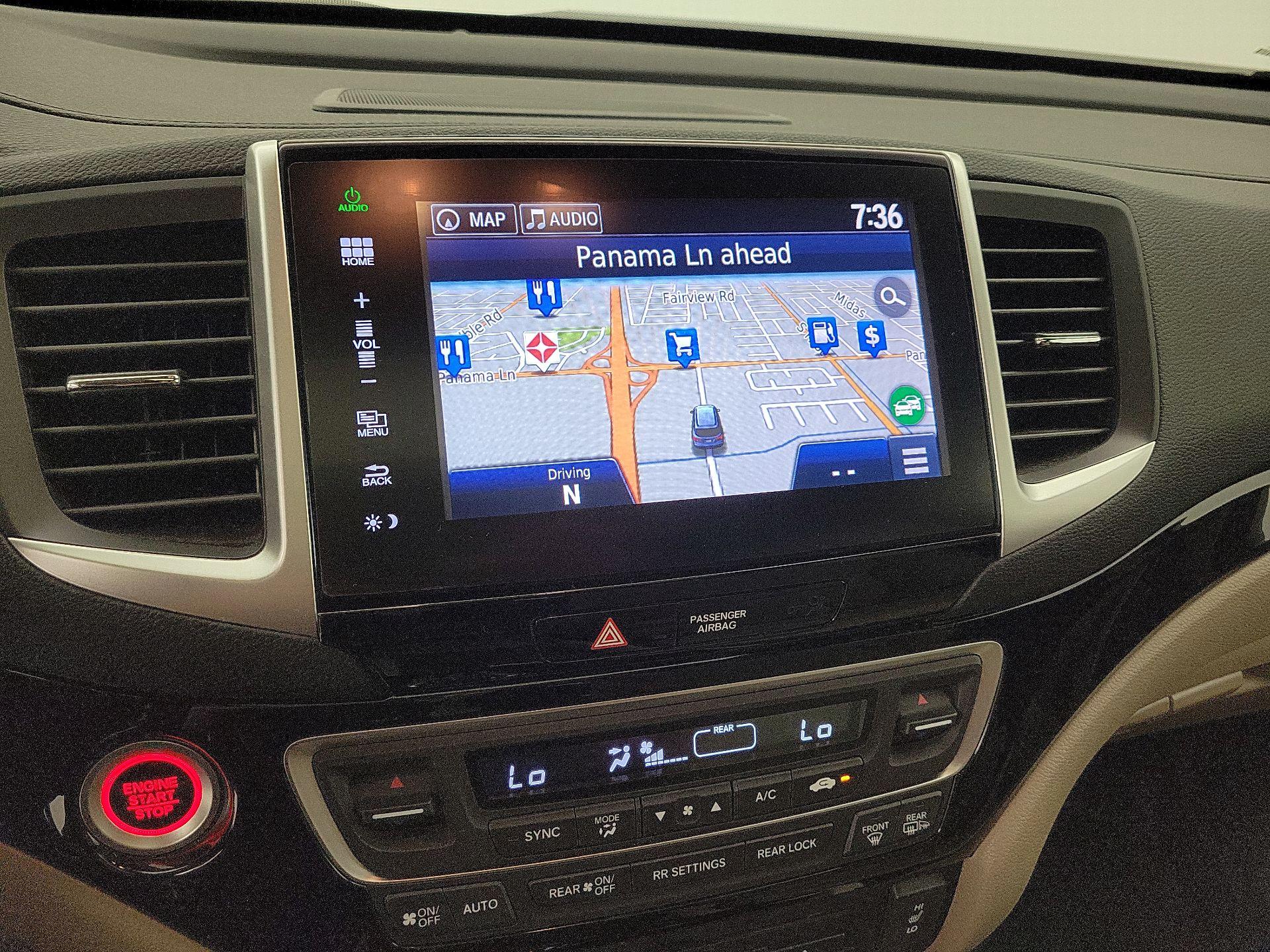 Thumbnail: 2016 Honda Pilot - 14