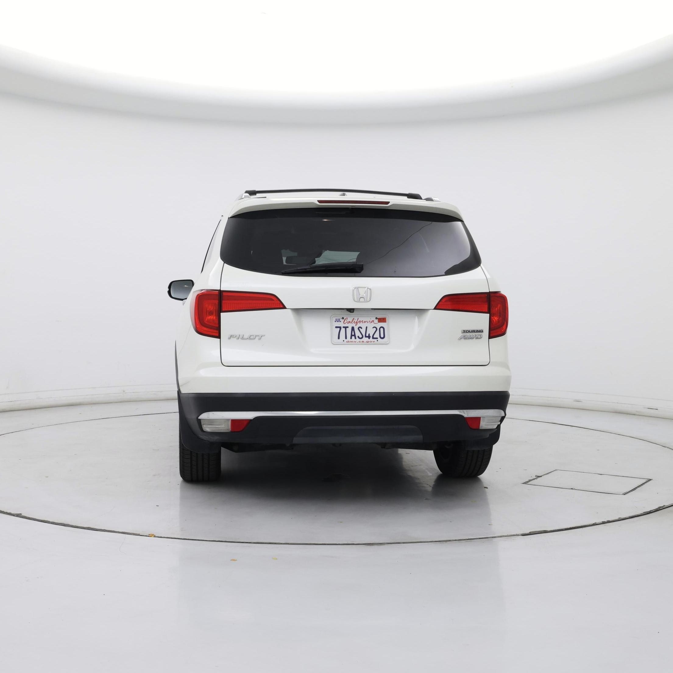 Thumbnail: 2016 Honda Pilot - 6