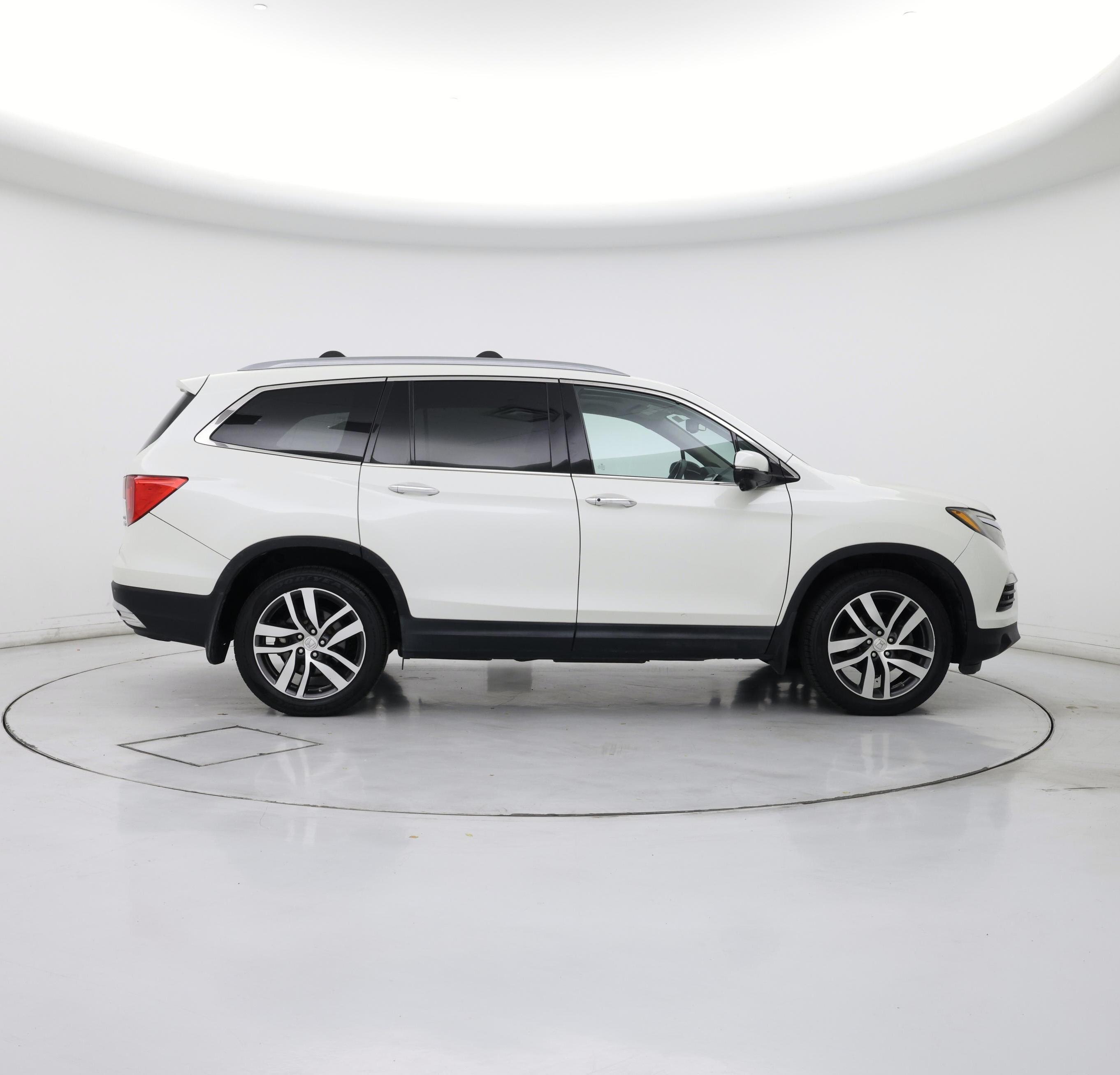 Thumbnail: 2016 Honda Pilot - 7