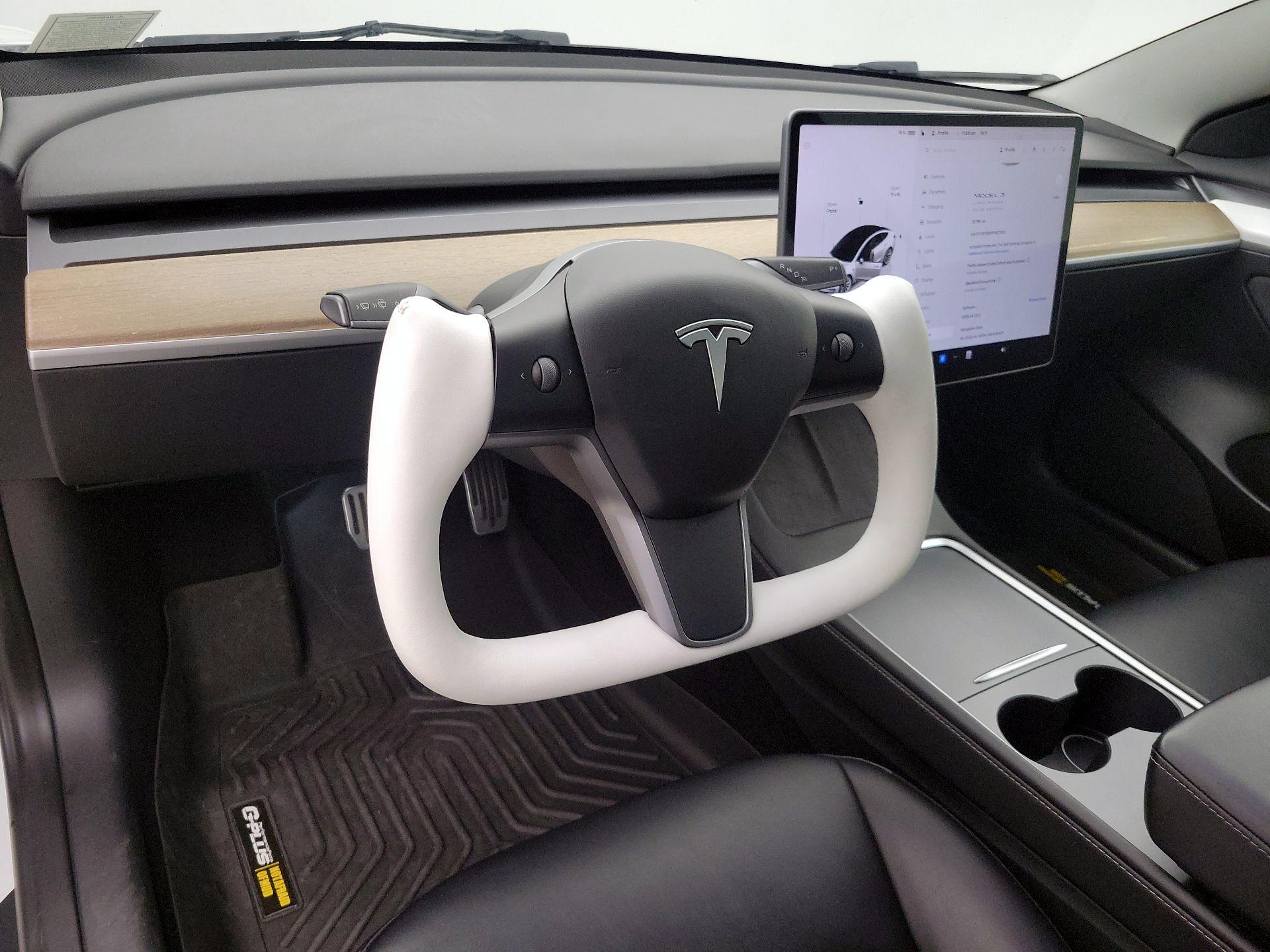 Thumbnail: 2023 Tesla Model 3 - 9
