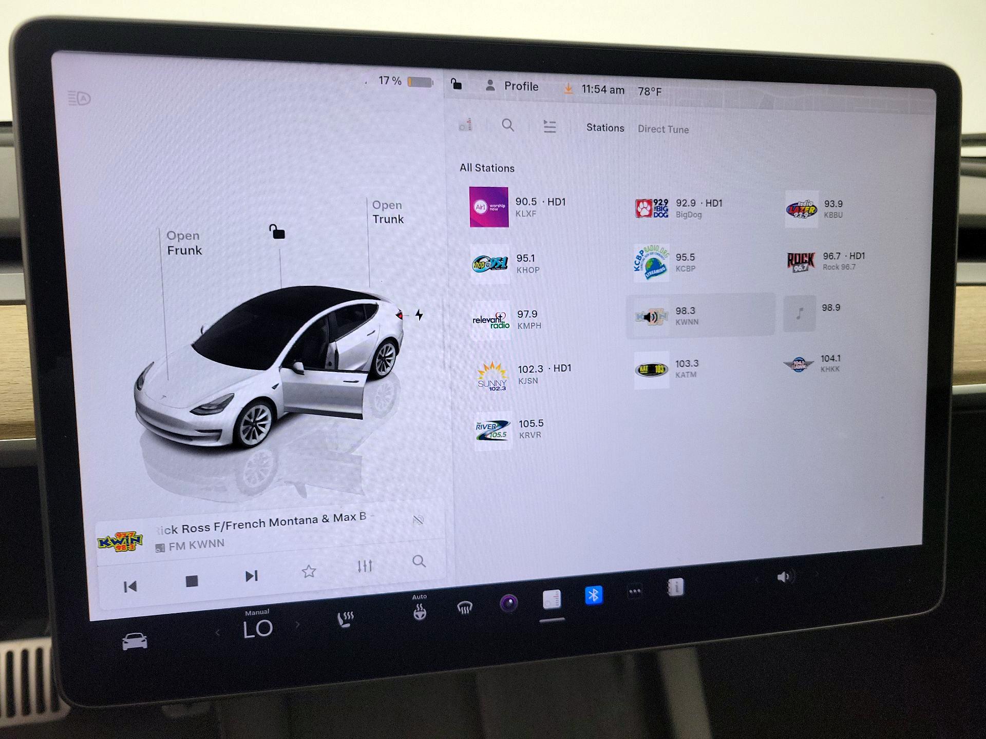 Thumbnail: 2023 Tesla Model 3 - 15