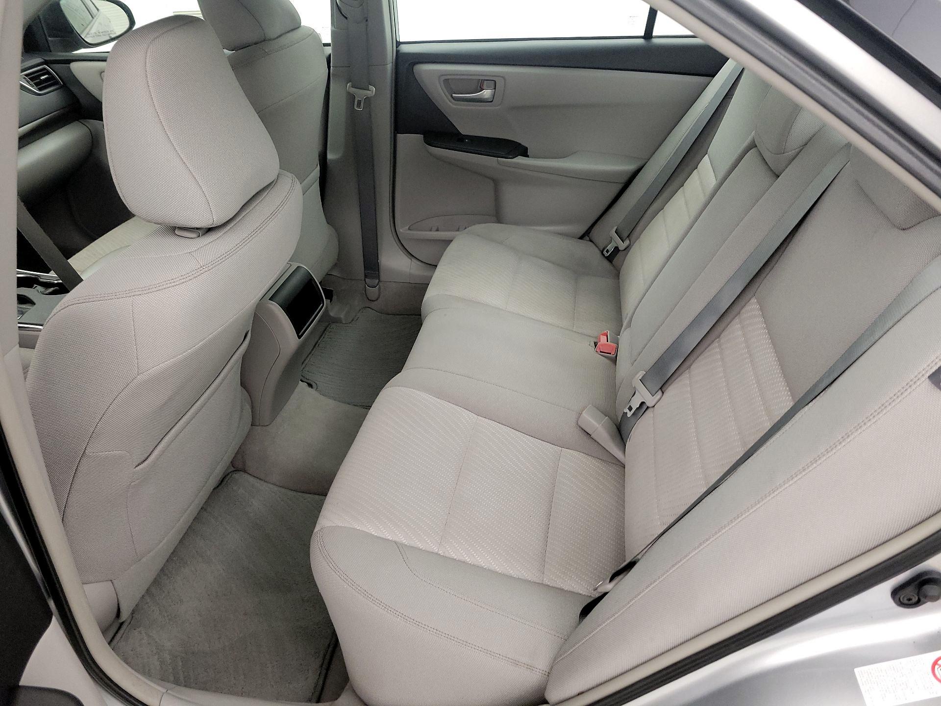 Thumbnail: 2015 Toyota Camry - 19