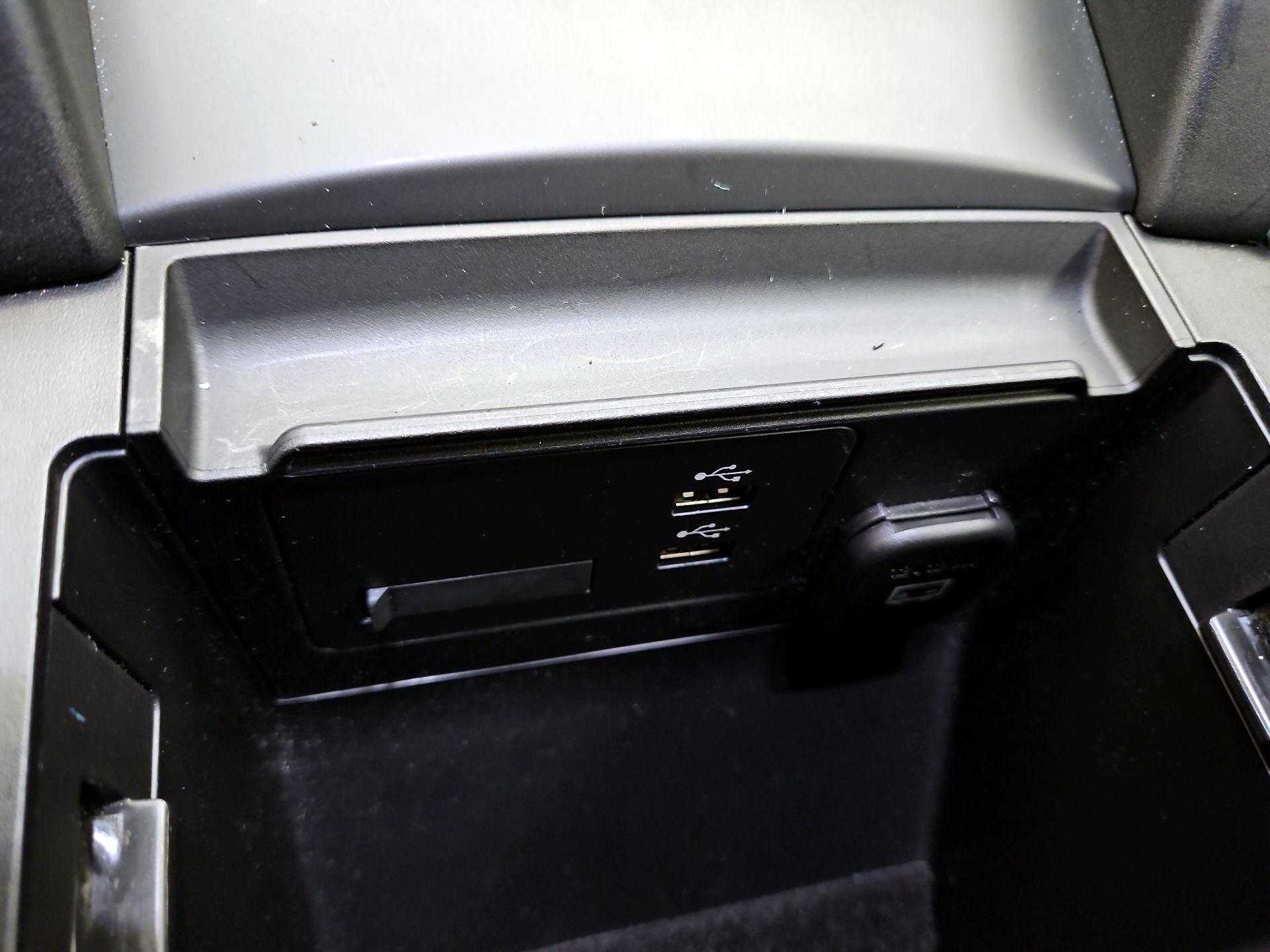 Thumbnail: 2023 Mazda Mazda3 - 18