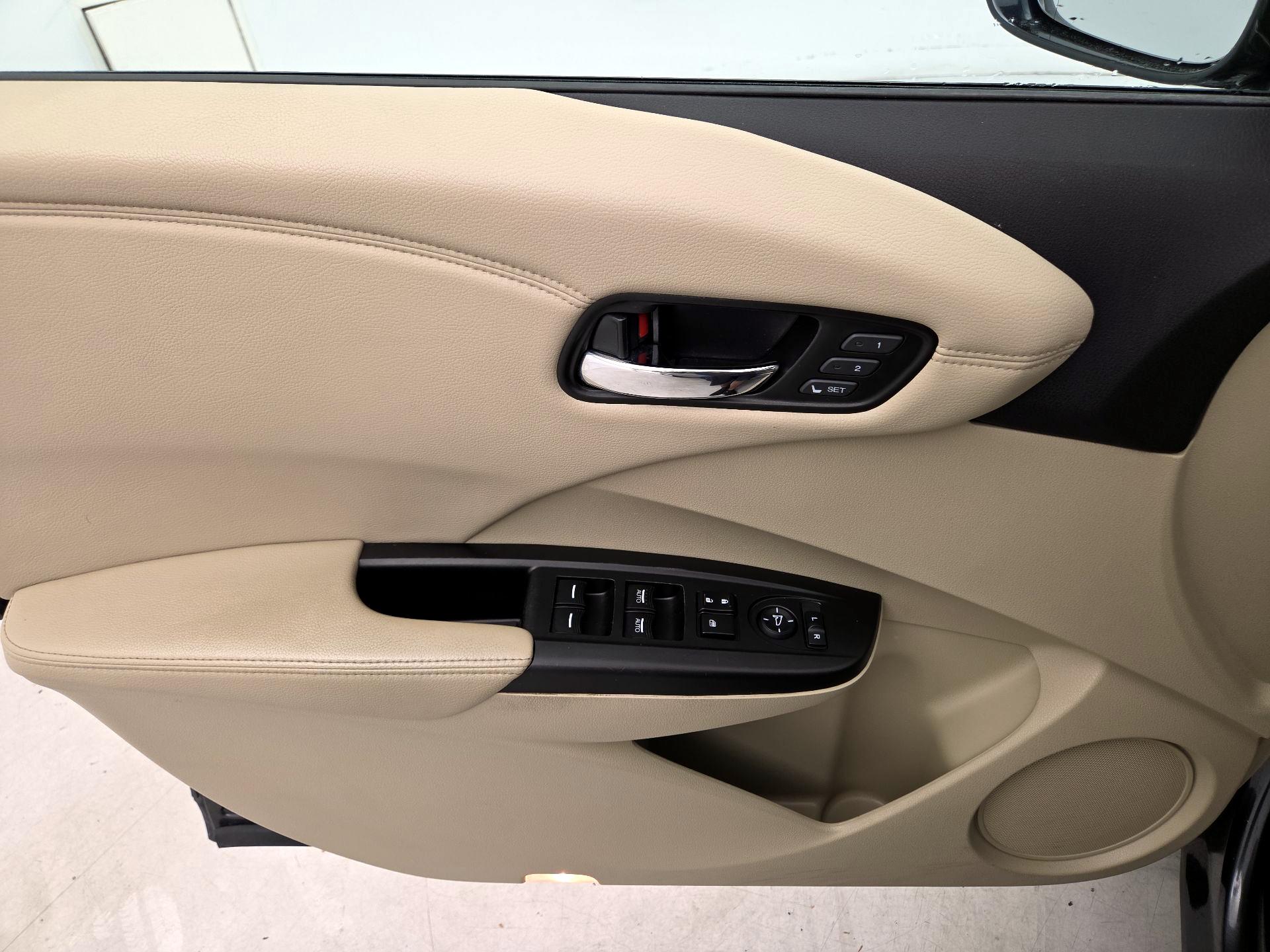 Thumbnail: 2015 Acura RDX - 12