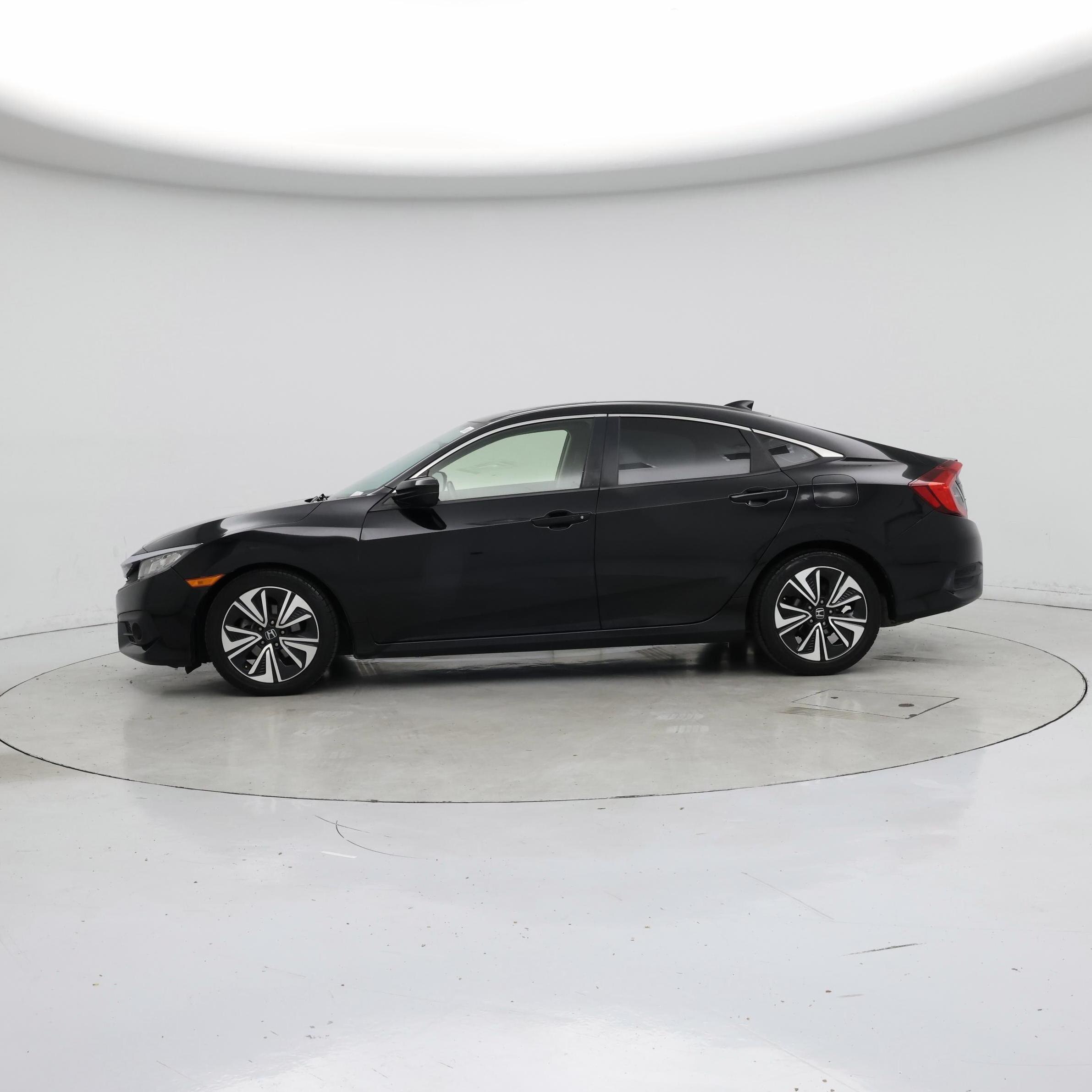 Thumbnail: 2018 Honda Civic - 3