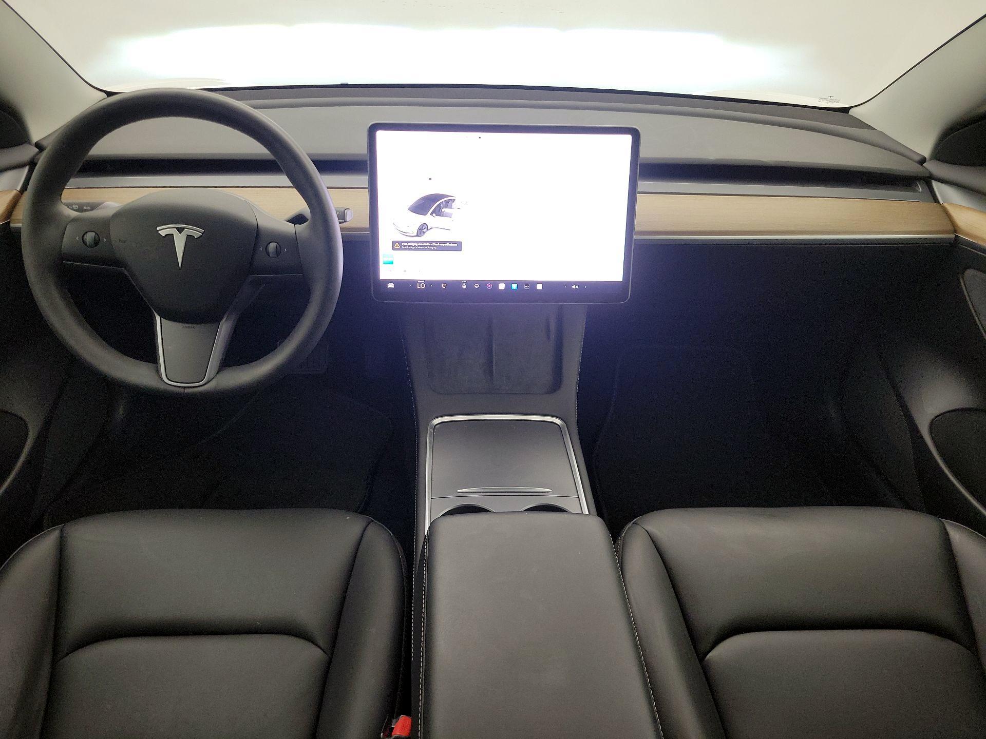 Thumbnail: 2022 Tesla Model 3 - 9