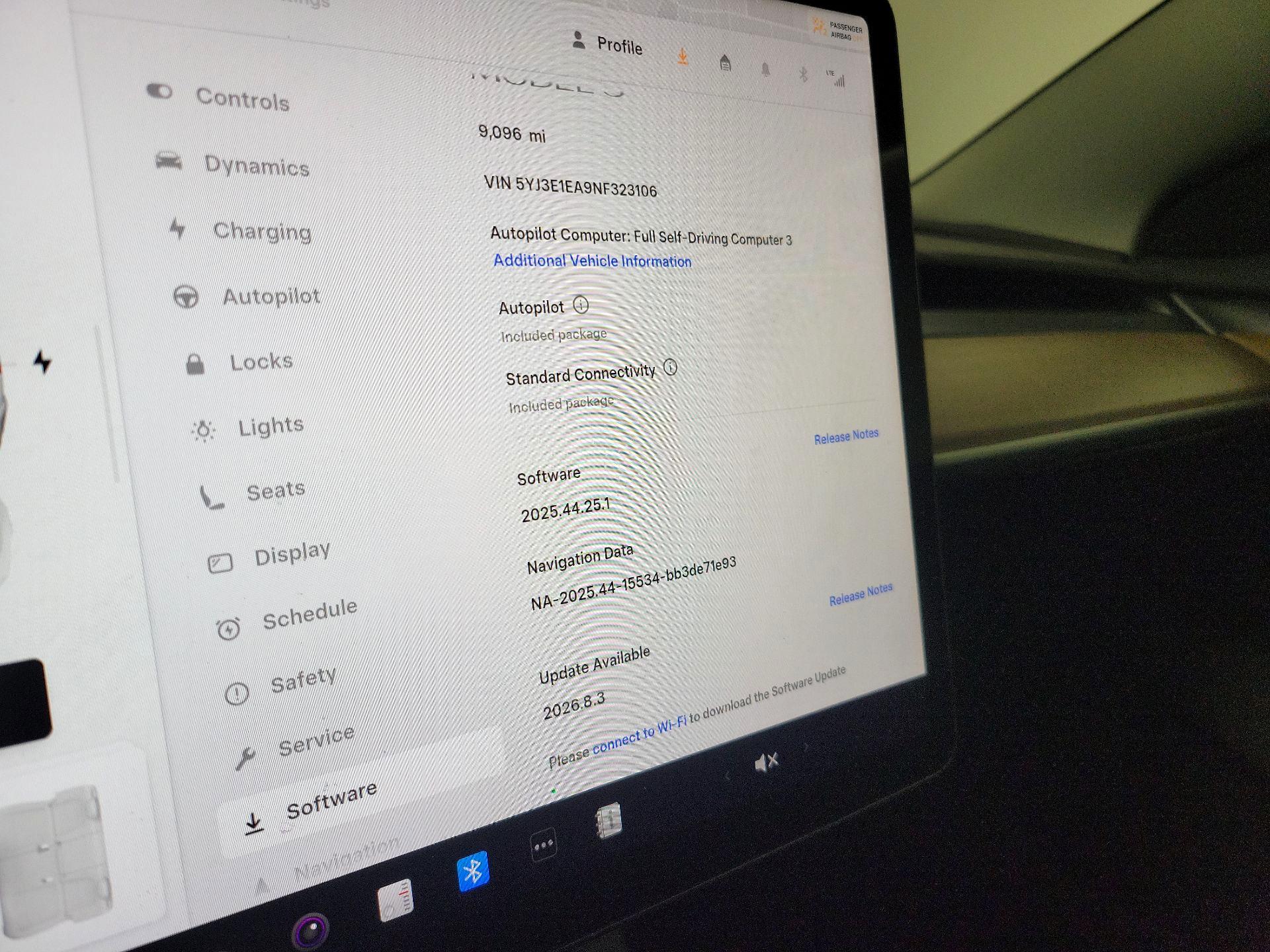 Thumbnail: 2022 Tesla Model 3 - 13