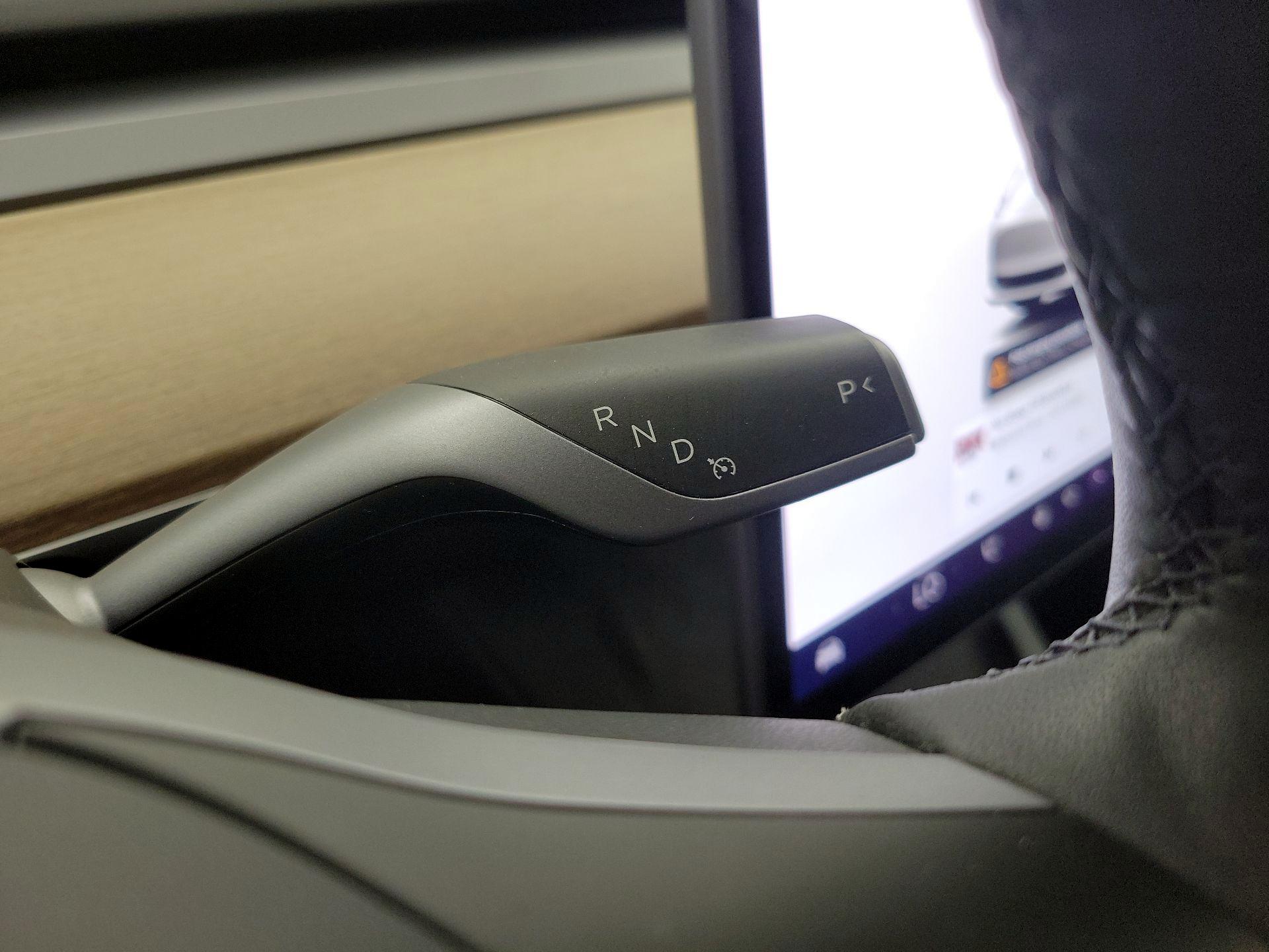 Thumbnail: 2022 Tesla Model 3 - 17