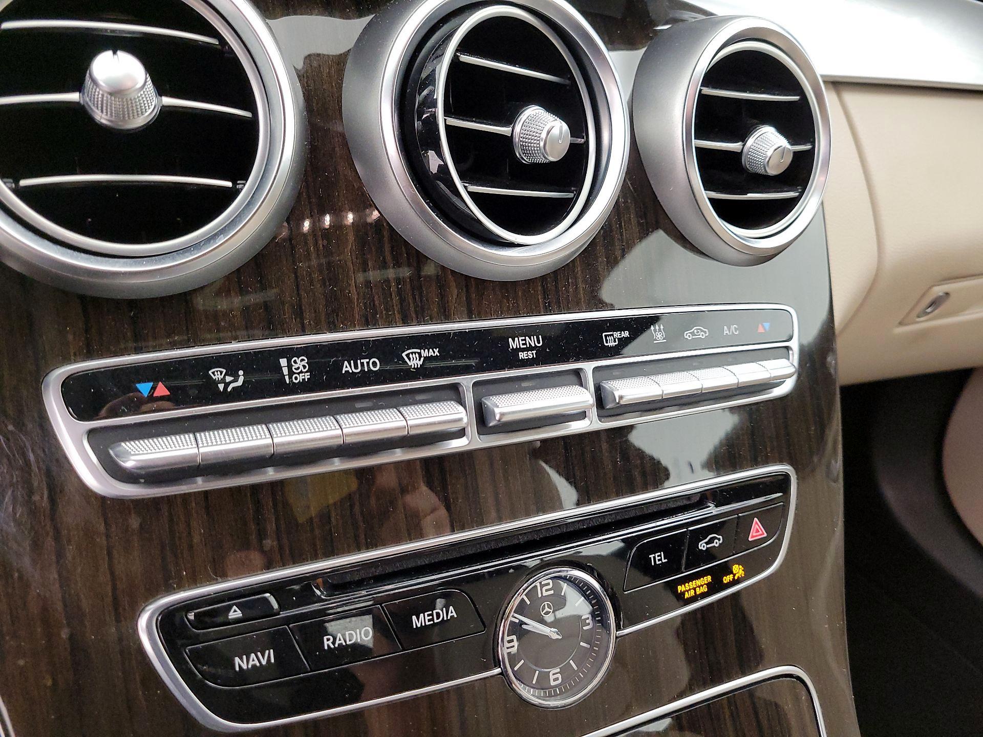 Thumbnail: 2018 Mercedes-Benz C-Class - 16