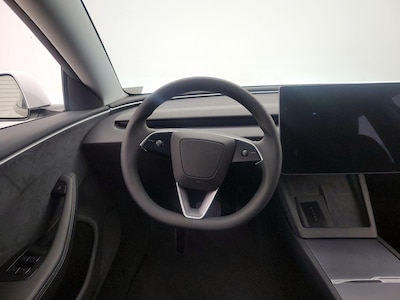 Steering Wheel & Instrument Cluster (On)