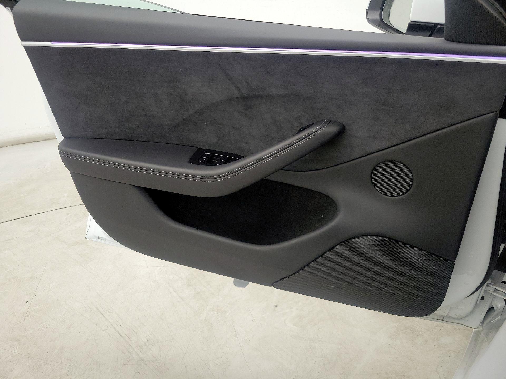 Thumbnail: 2025 Tesla Model 3 - 12