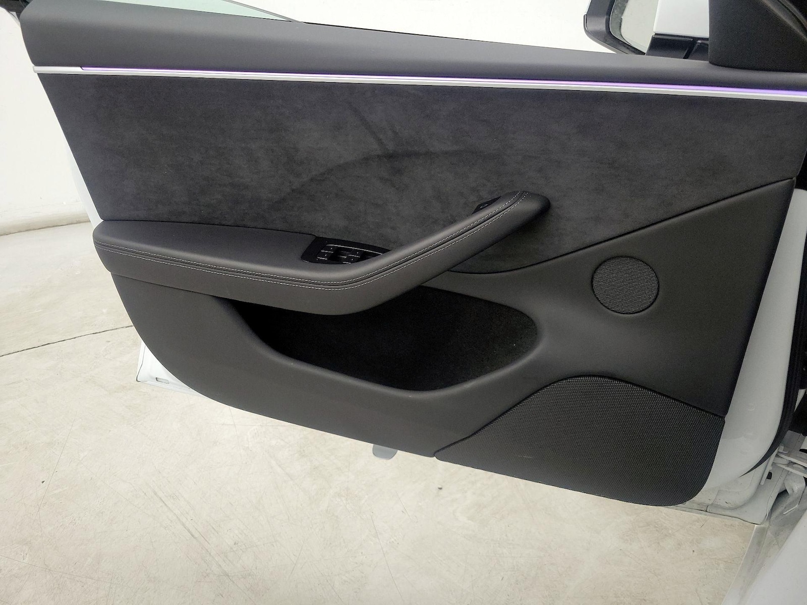 2025 Tesla Model 3 Long Range - Photo 13