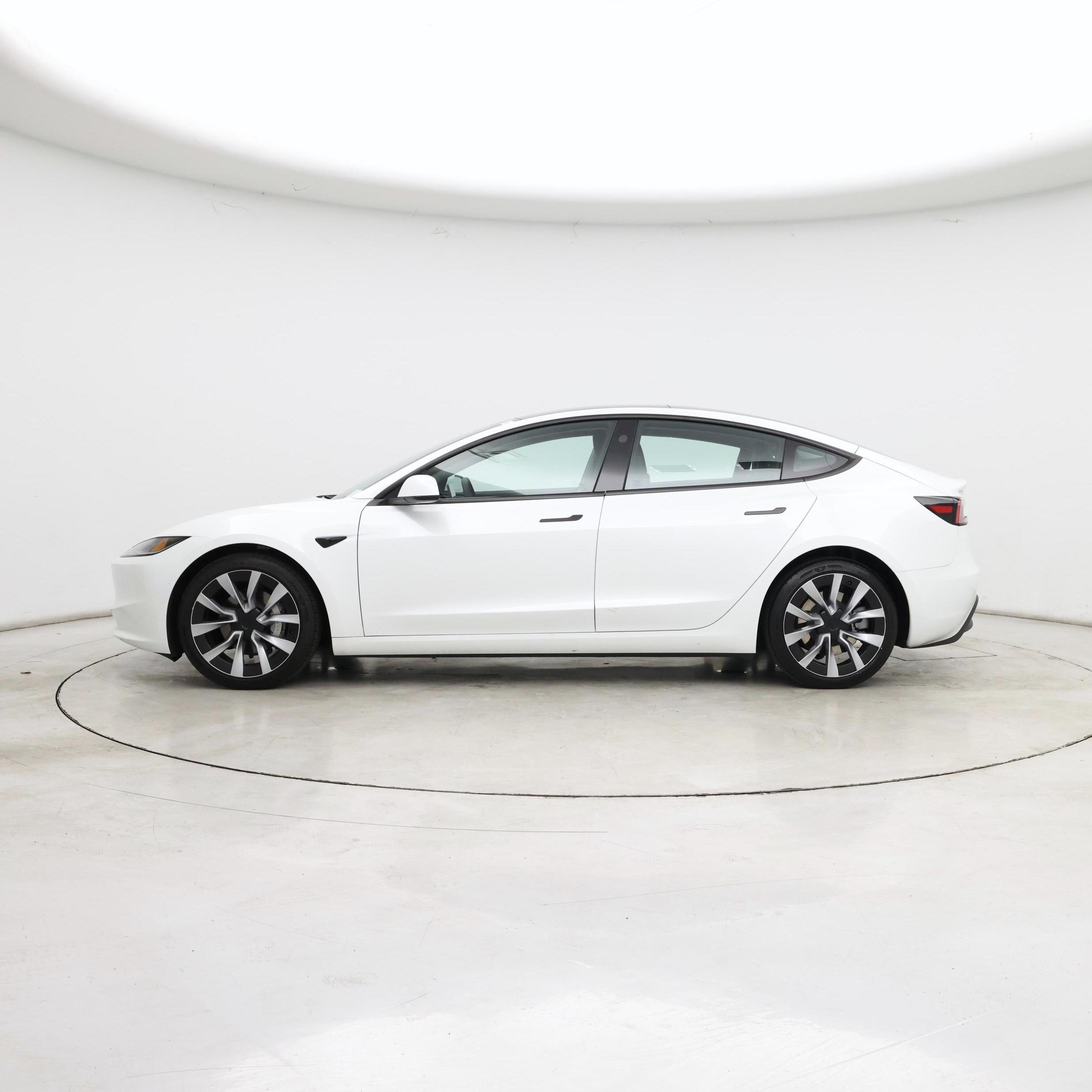 Thumbnail: 2025 Tesla Model 3 - 3