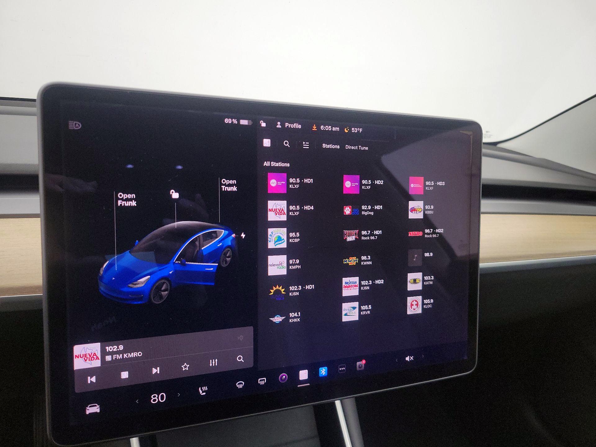 Thumbnail: 2020 Tesla Model 3 - 15