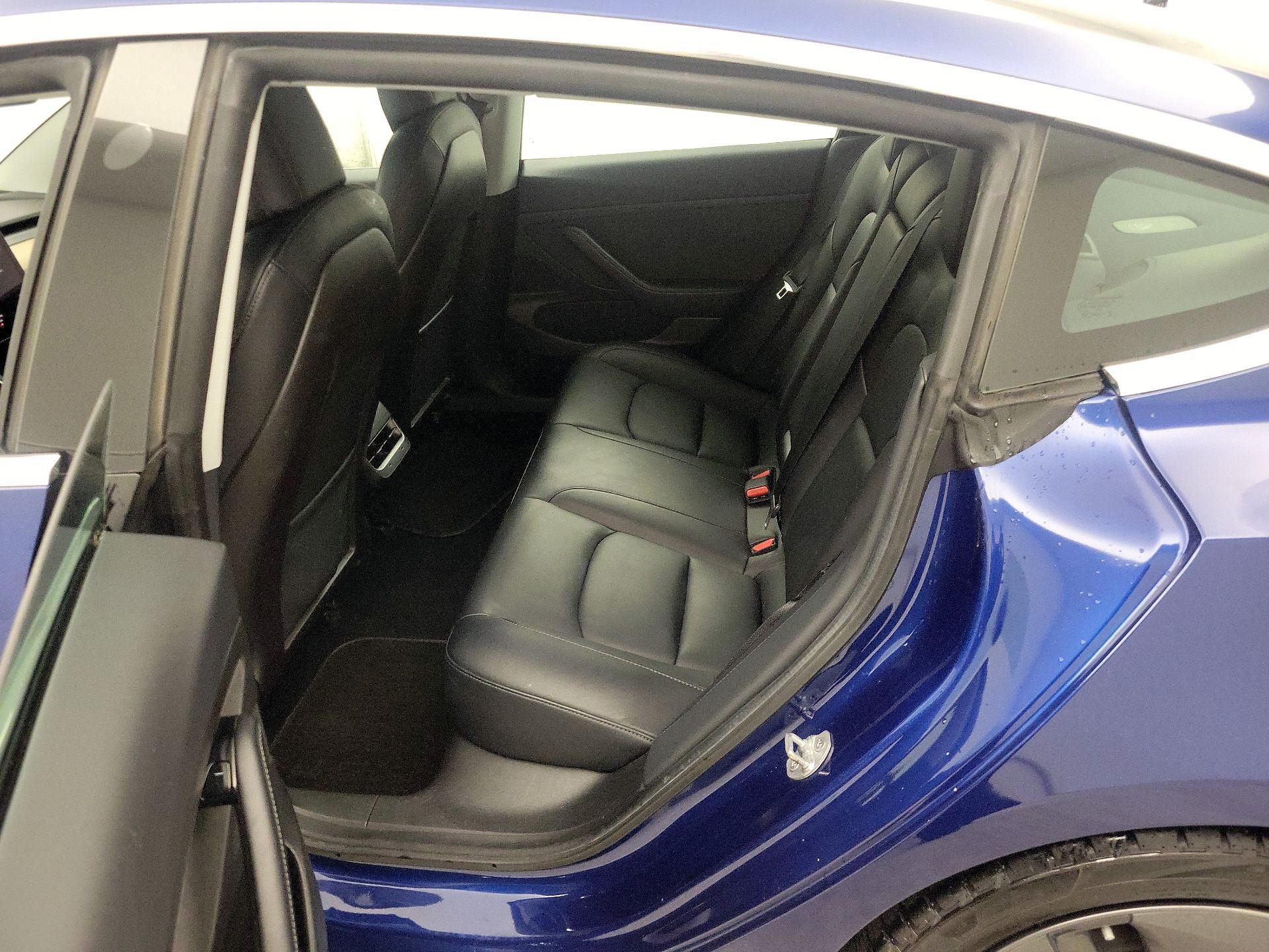 Thumbnail: 2020 Tesla Model 3 - 19